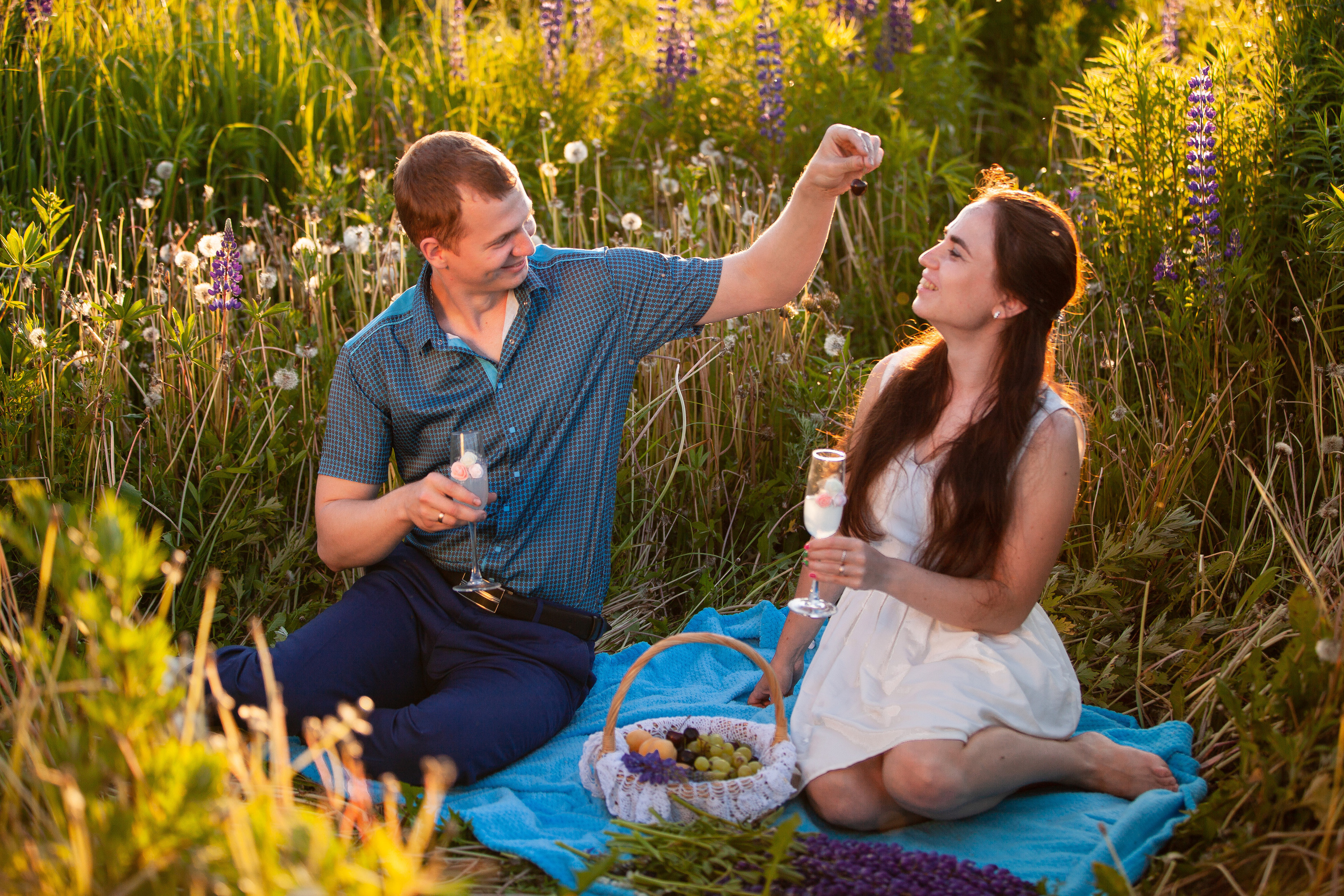 Сергей и Наталья. Люпины. Семейный, школьный фотограф в Нижнем Новгороде Елена Сентюрева