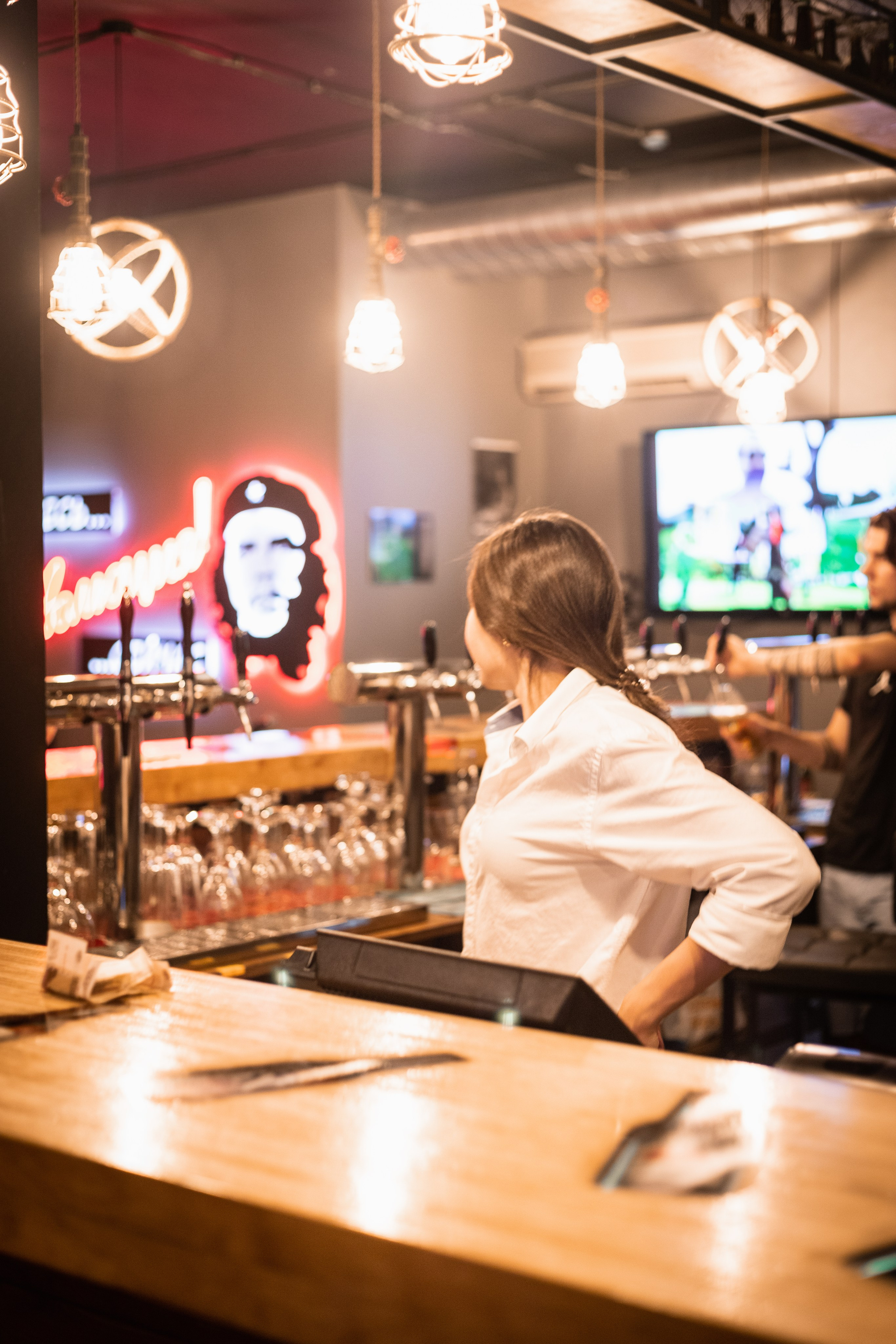 Паб Революция. Фотограф Денис Лесковский (Тюмень)