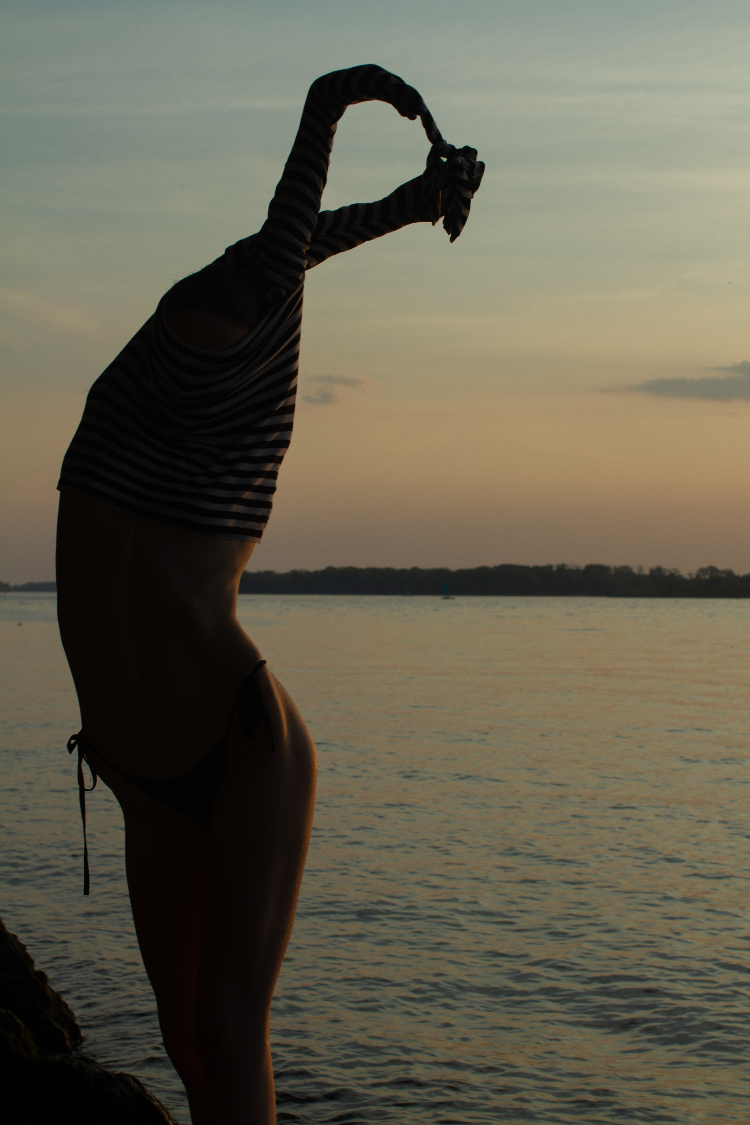 Тина и камни