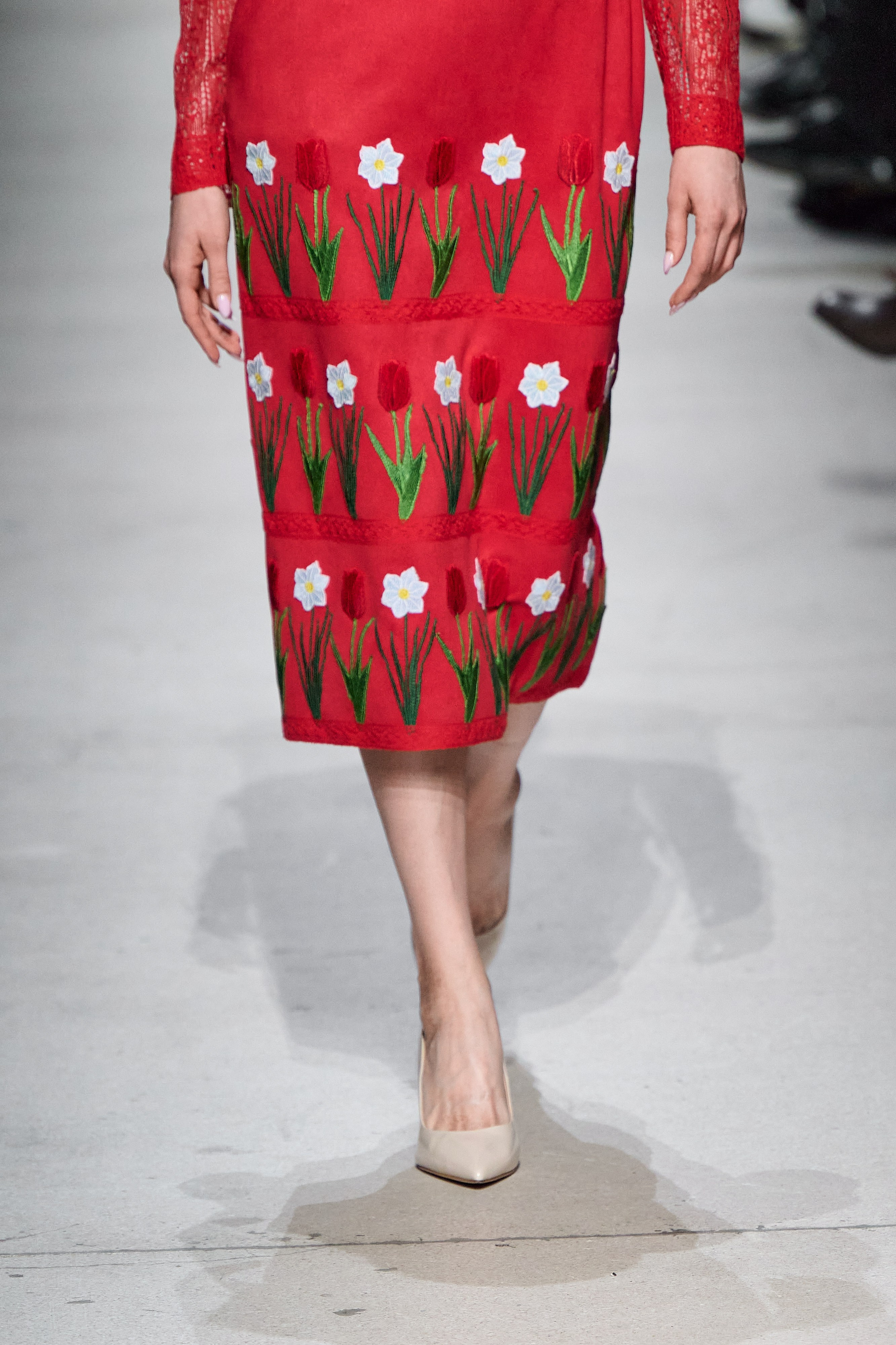 ЕЛЕЦКИЕ КРУЖЕВА. Московская неделя моды. 2025. Дима Бабушкин. Фотограф. Подиум. Репортаж. Творчество. Дорого