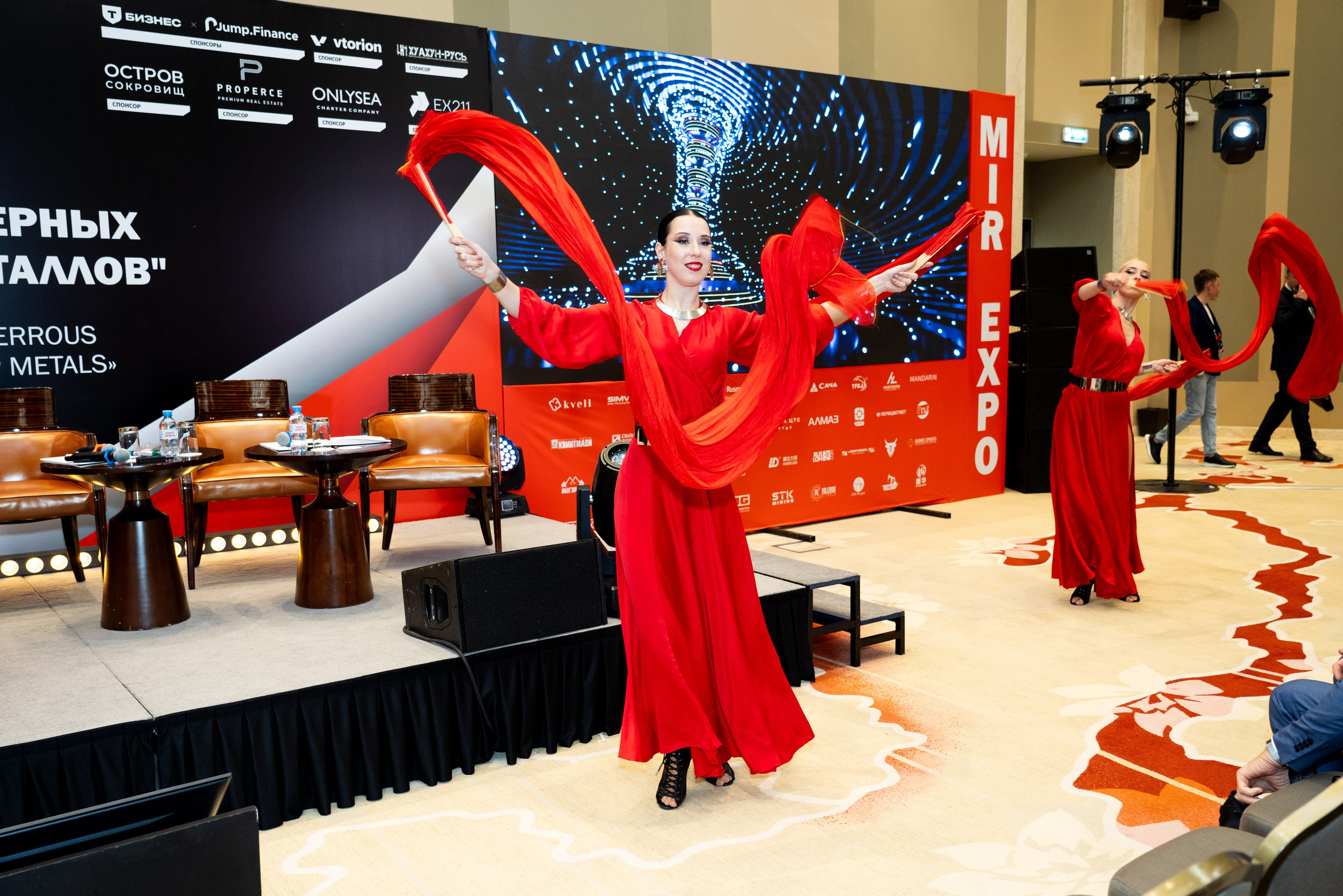 Форум Moscow International Recycling Expo -2025. Легкая фотография