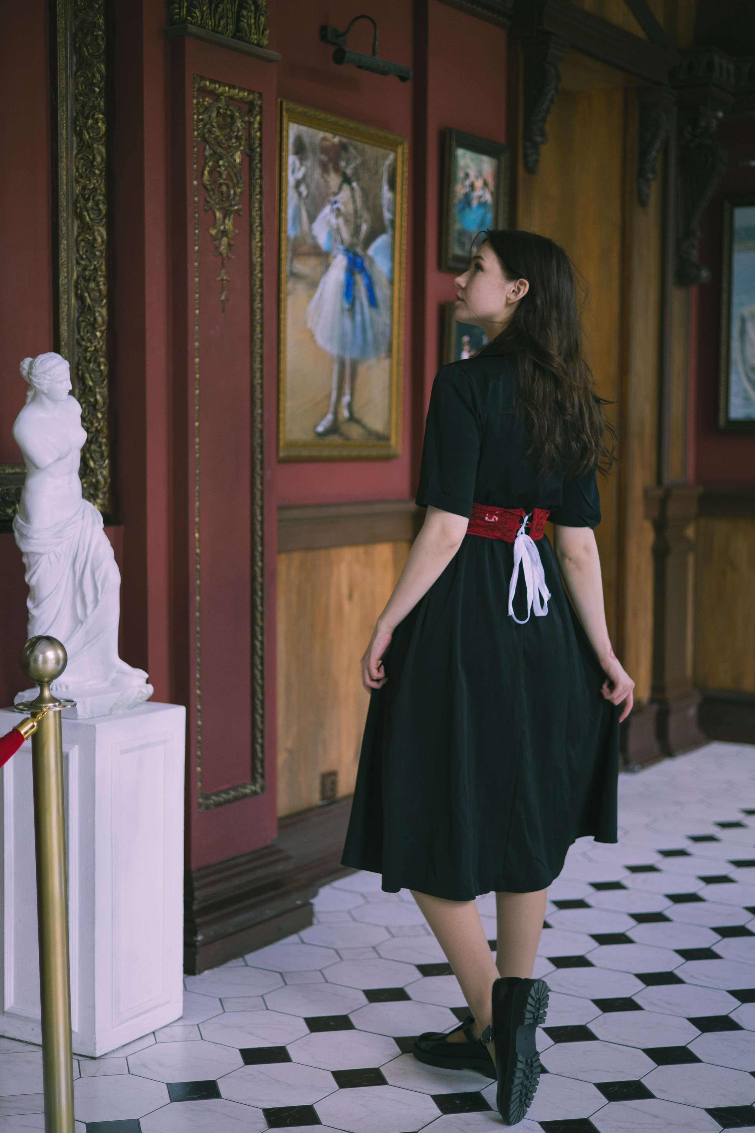 Лолита. Фотограф Julia Milton | Портреты, съемки для маркетплейсов, лавстори, съёмка беременности в Санкт-Петербурге. Обучение фотографии в Спб очно