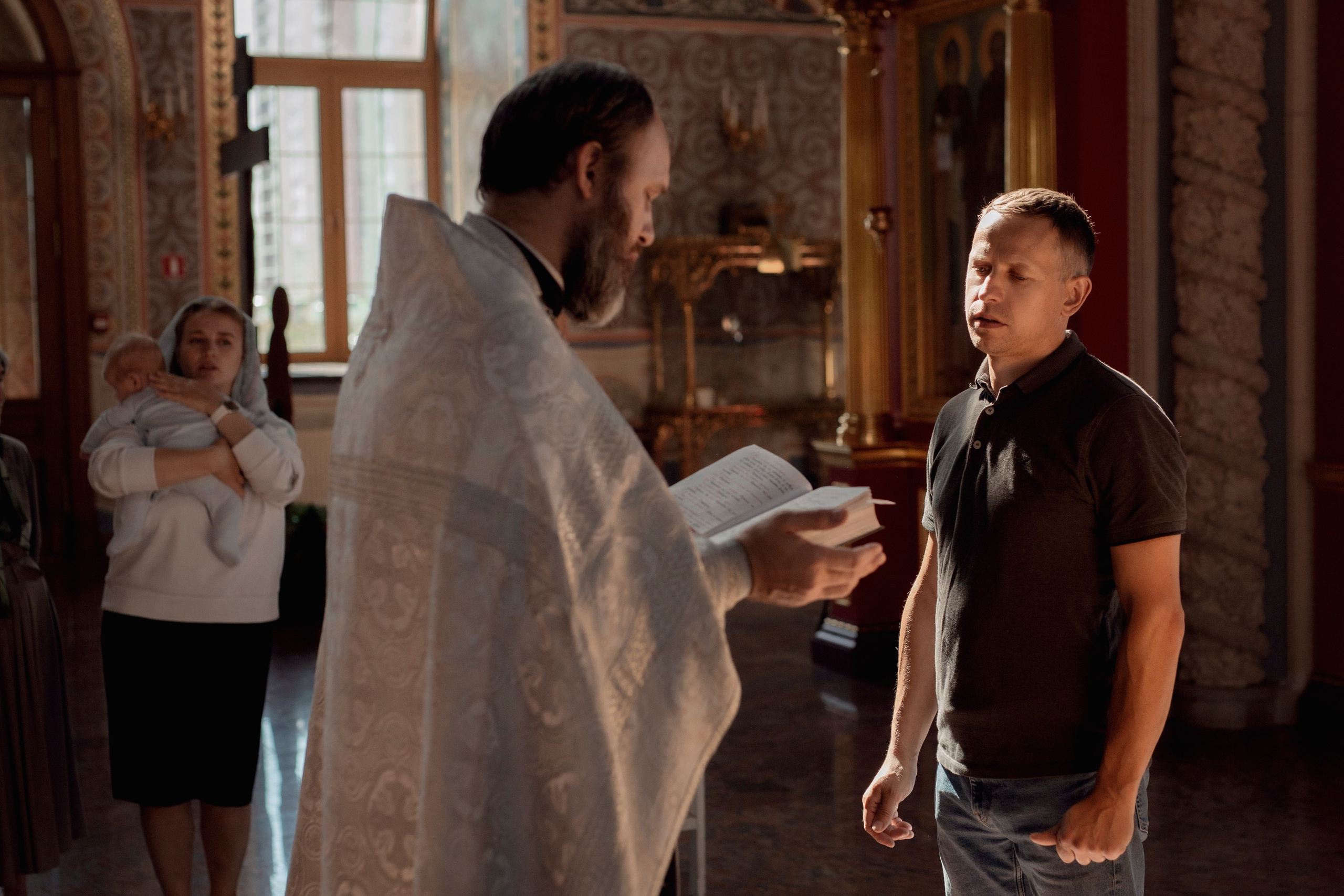 Крещение в храме Св. князя Георгия Всеволодовича. Фотограф беременности и семейный фотограф в Нижнем Новгороде Мила Шелест