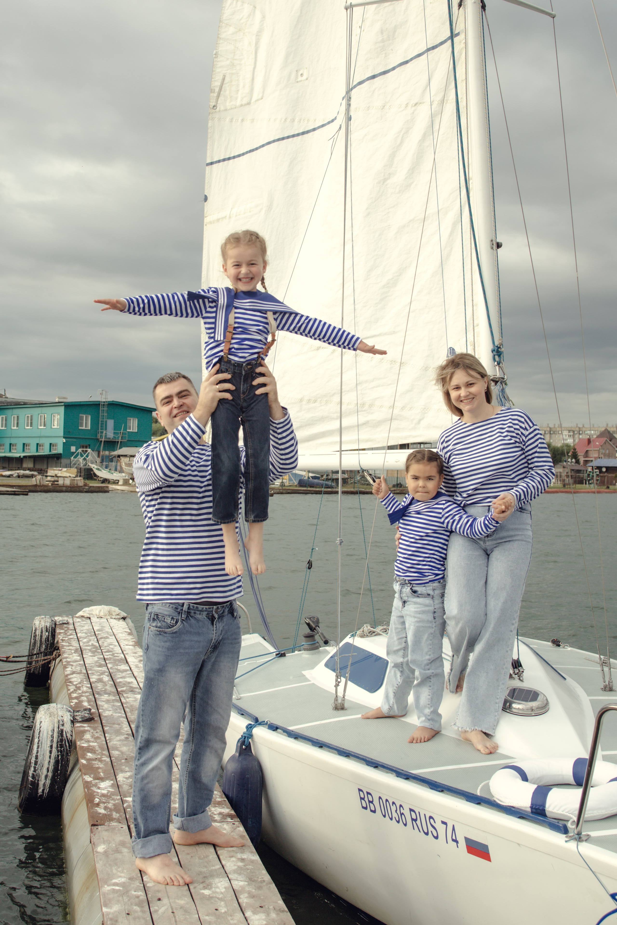 Андрей + Наталья и сестрёнки Вика и Оля. Фотограф Елена Бухонина Челябинск