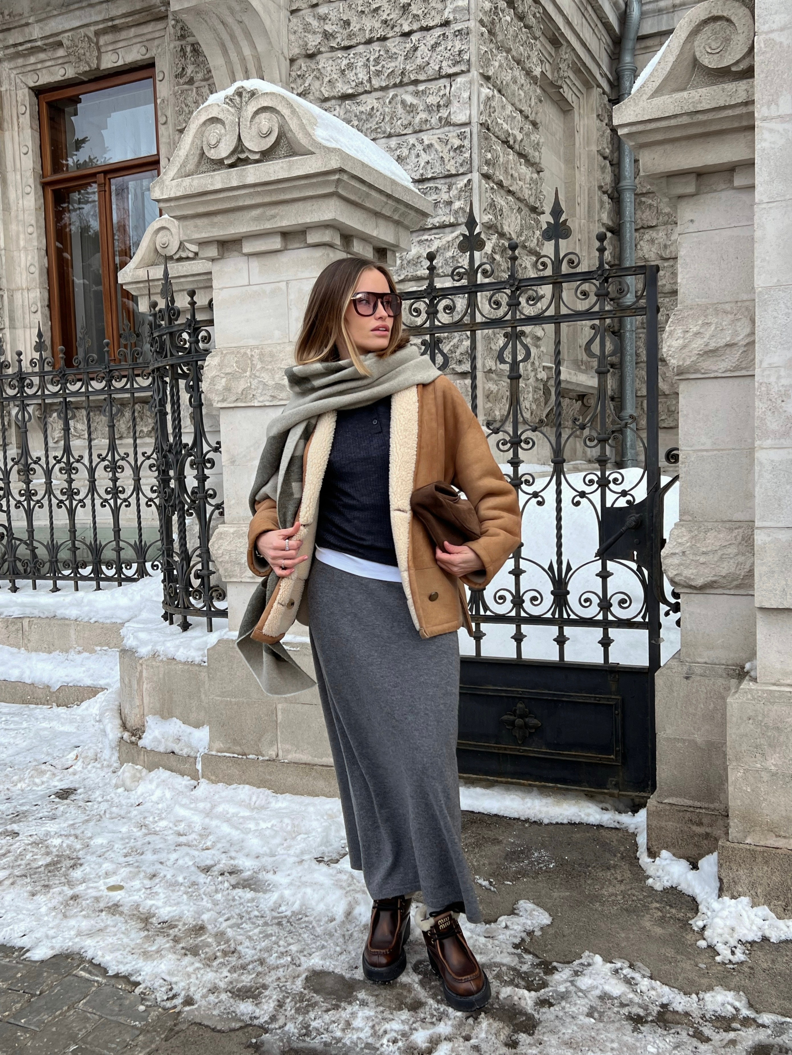 Настя — street съемка. Мобильный фотограф и видеограф — Алина