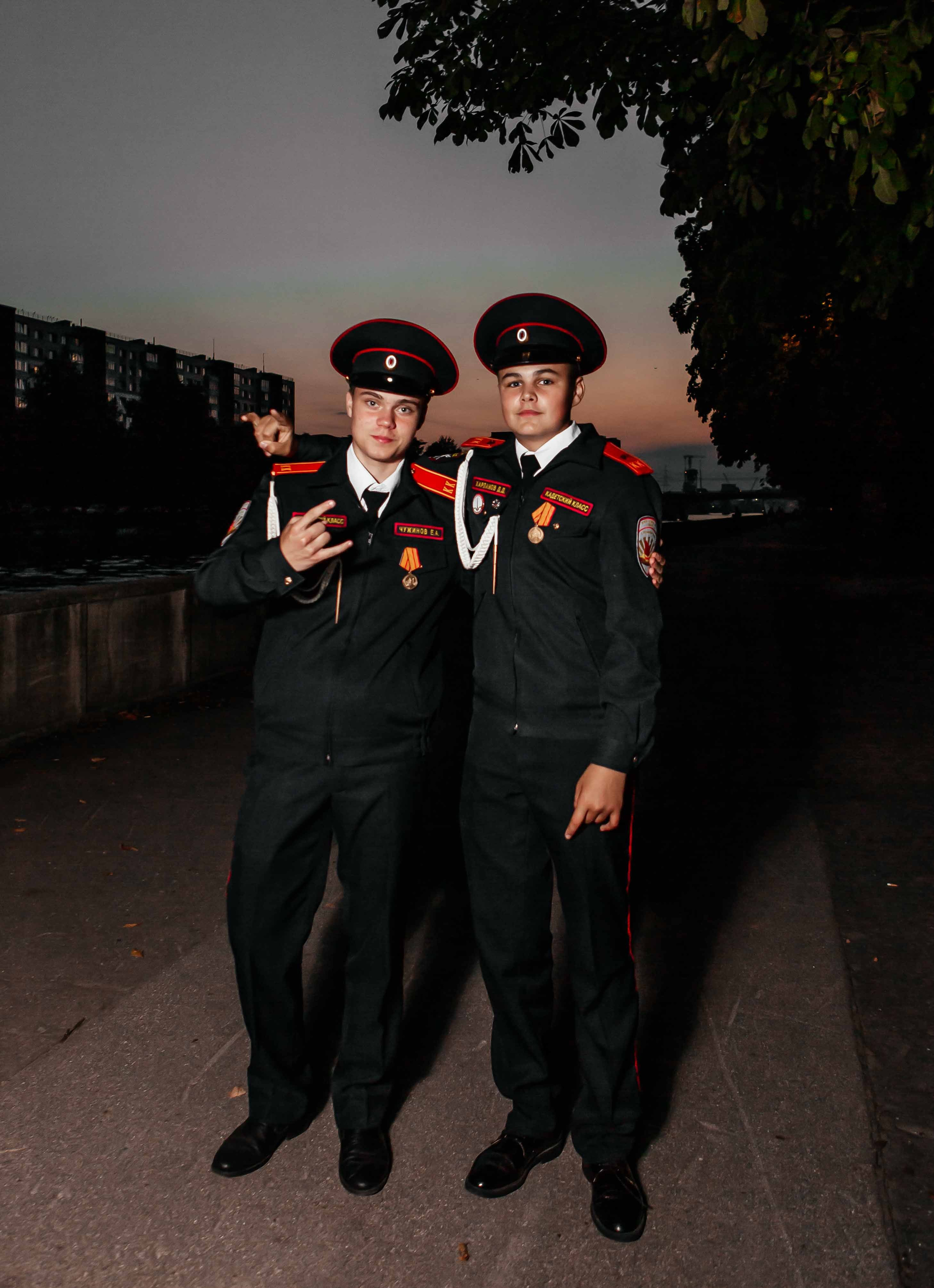 КАДЕТСКИЕ КЛАССЫ. LiveBook39 — студия выпускных альбомов Светланы Микишаниной в Калининграде