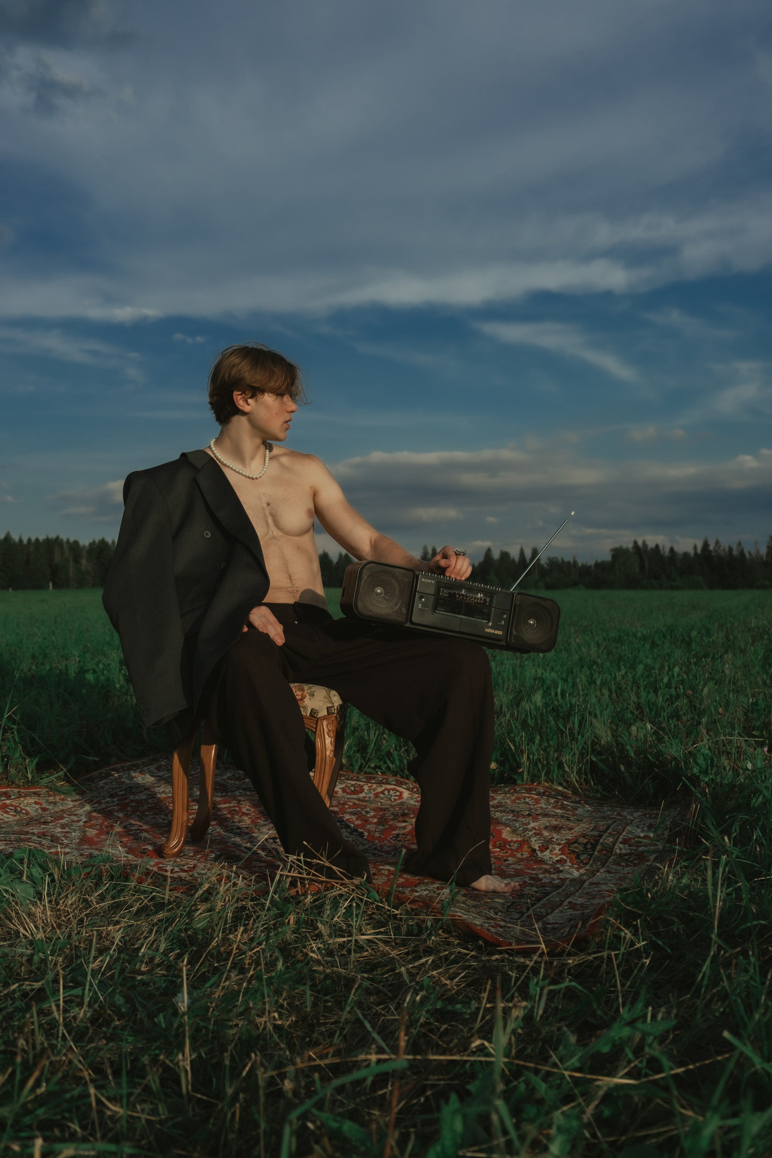 Ковер. Поле. Глеб. Мари — фотограф и видеограф из Москвы