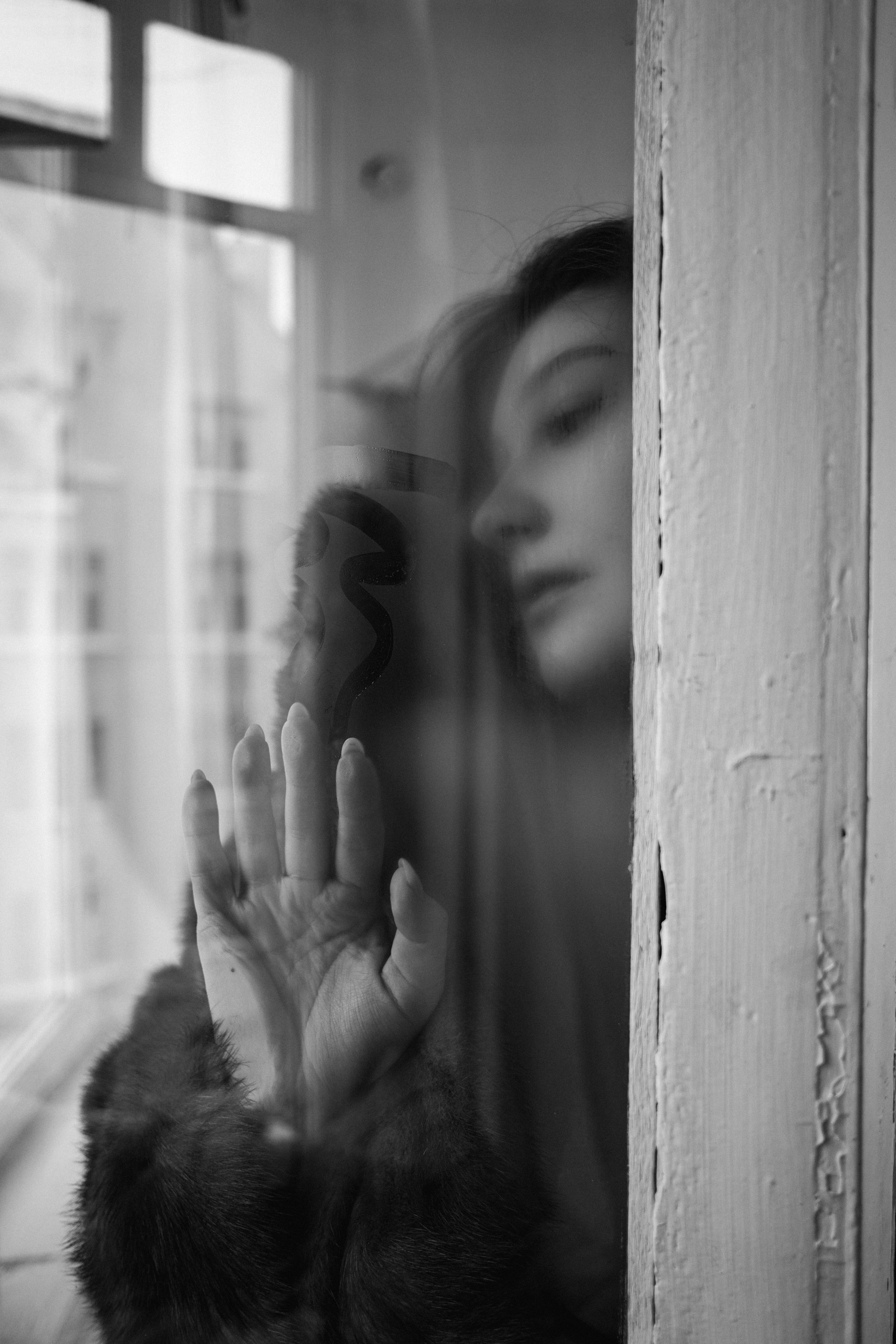 Female portrait. AI — artist | Documentary Photographer St. Petersburg, Milan