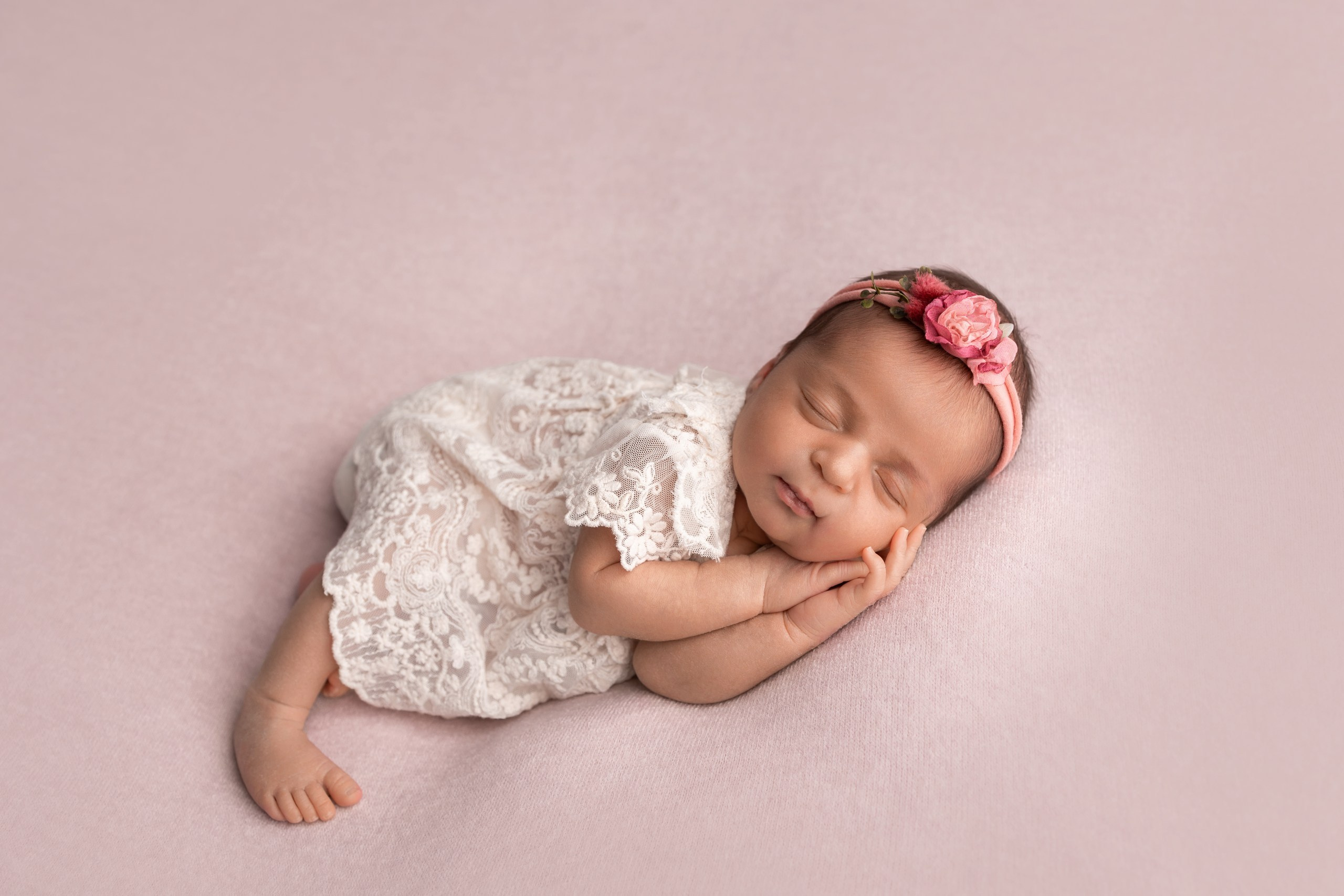 Портфолио Новорожденные - Фотограф новорожденных: искусство запечатлен. Фотограф новорожденных: волшебные моменты первых дней жизни