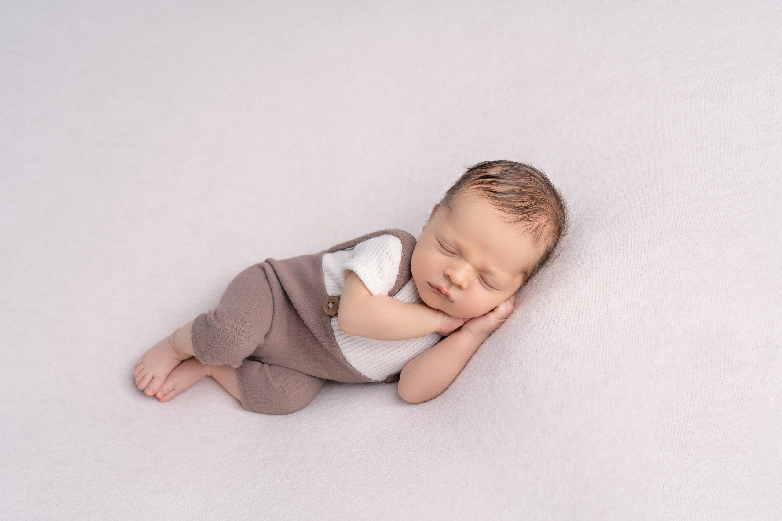 Новорожденные. Фотограф новорожденных