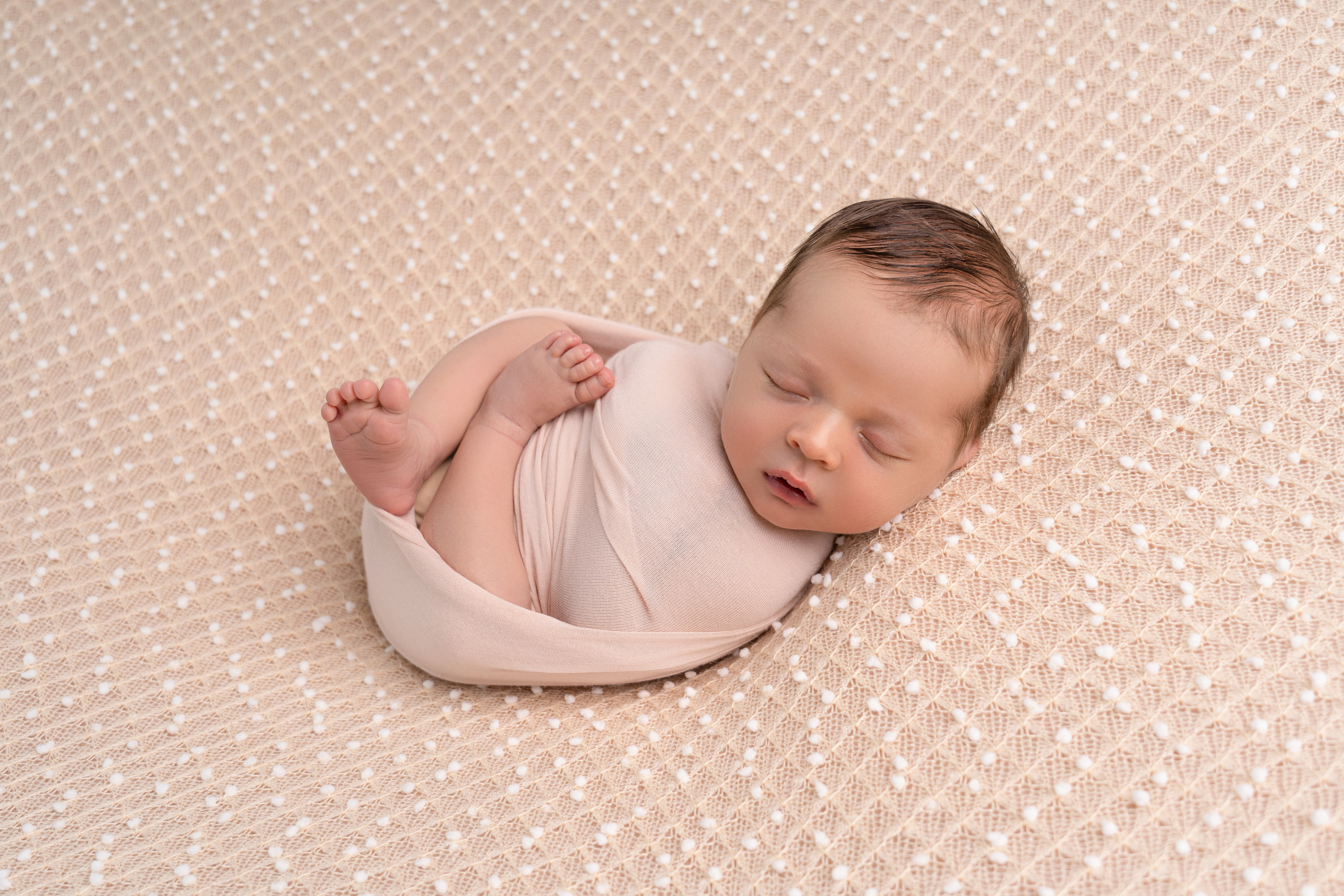 Новорожденные. Фотограф новорожденных