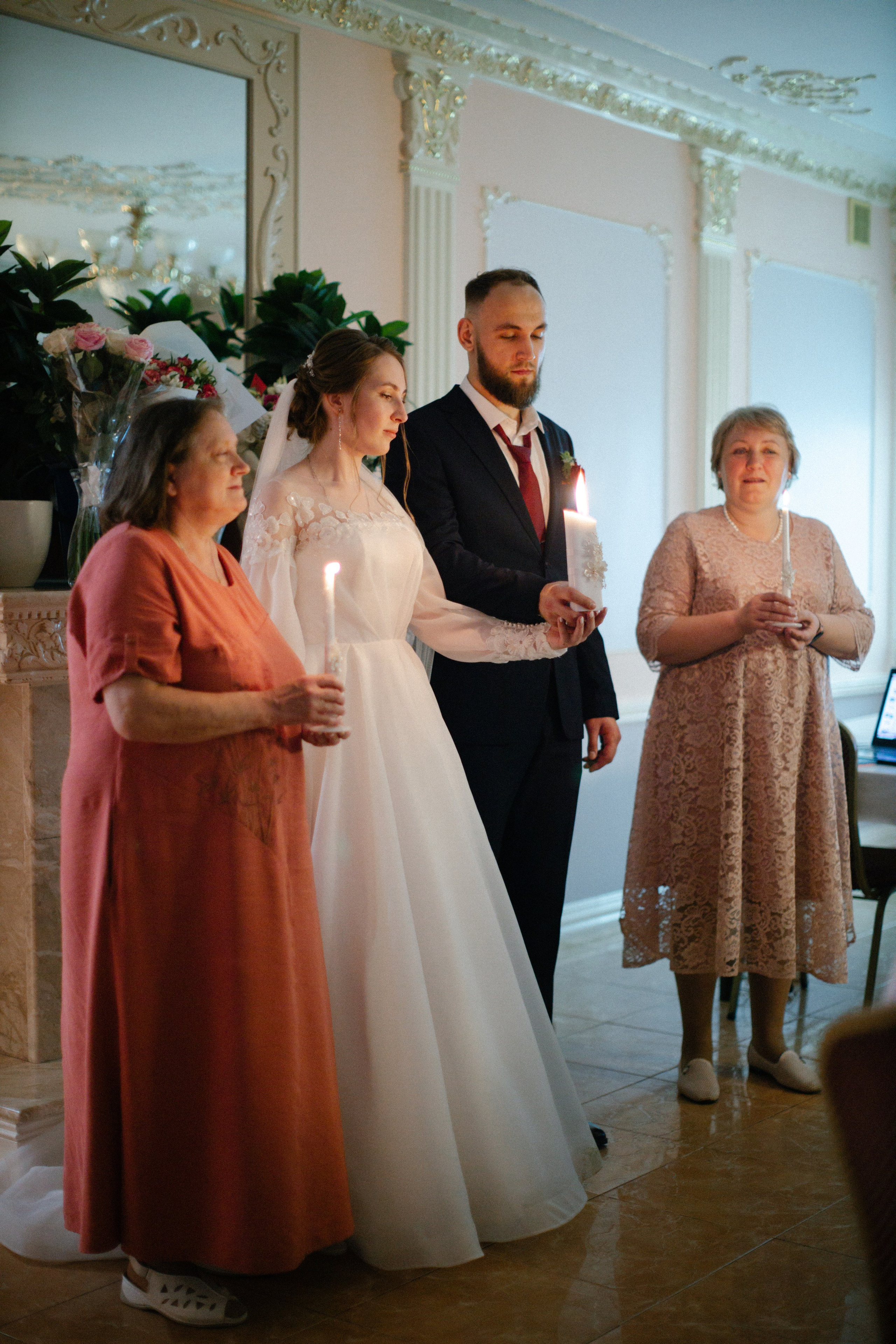 Венчание. Храм Александра Невского. Свадебный и семейный фотограф Скрынник Светлана