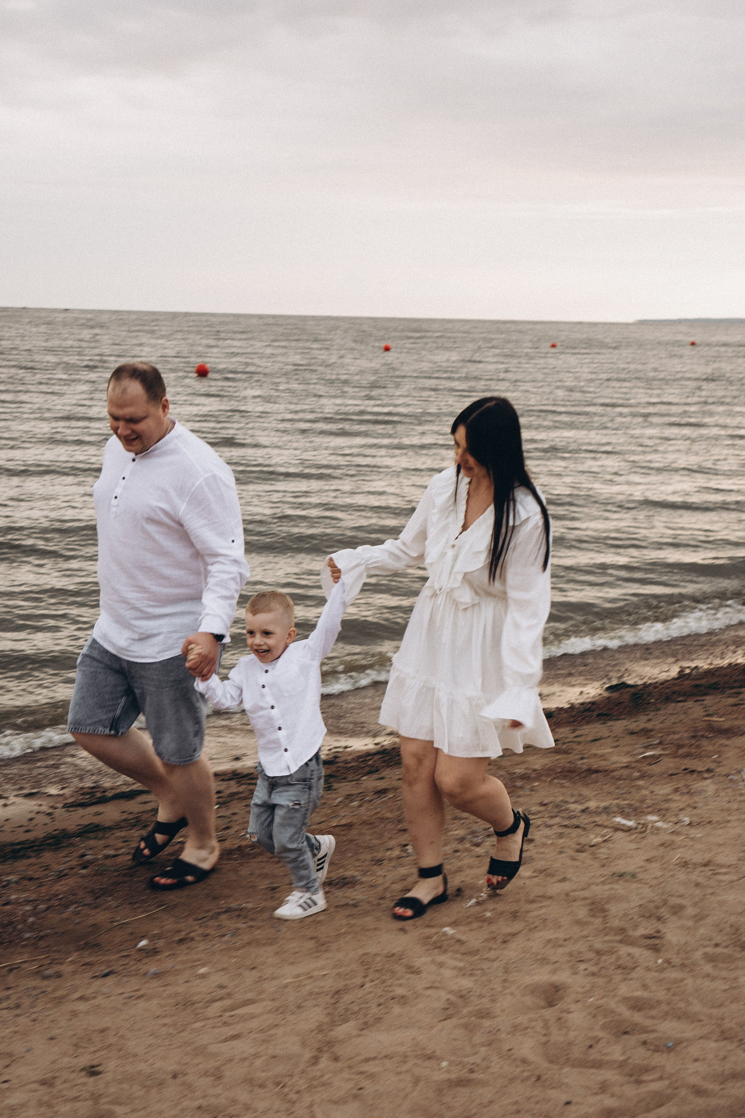 Семейная история на берегу залива. Профессиональный фотограф, Санкт-Петербург — Виктория Богомолова