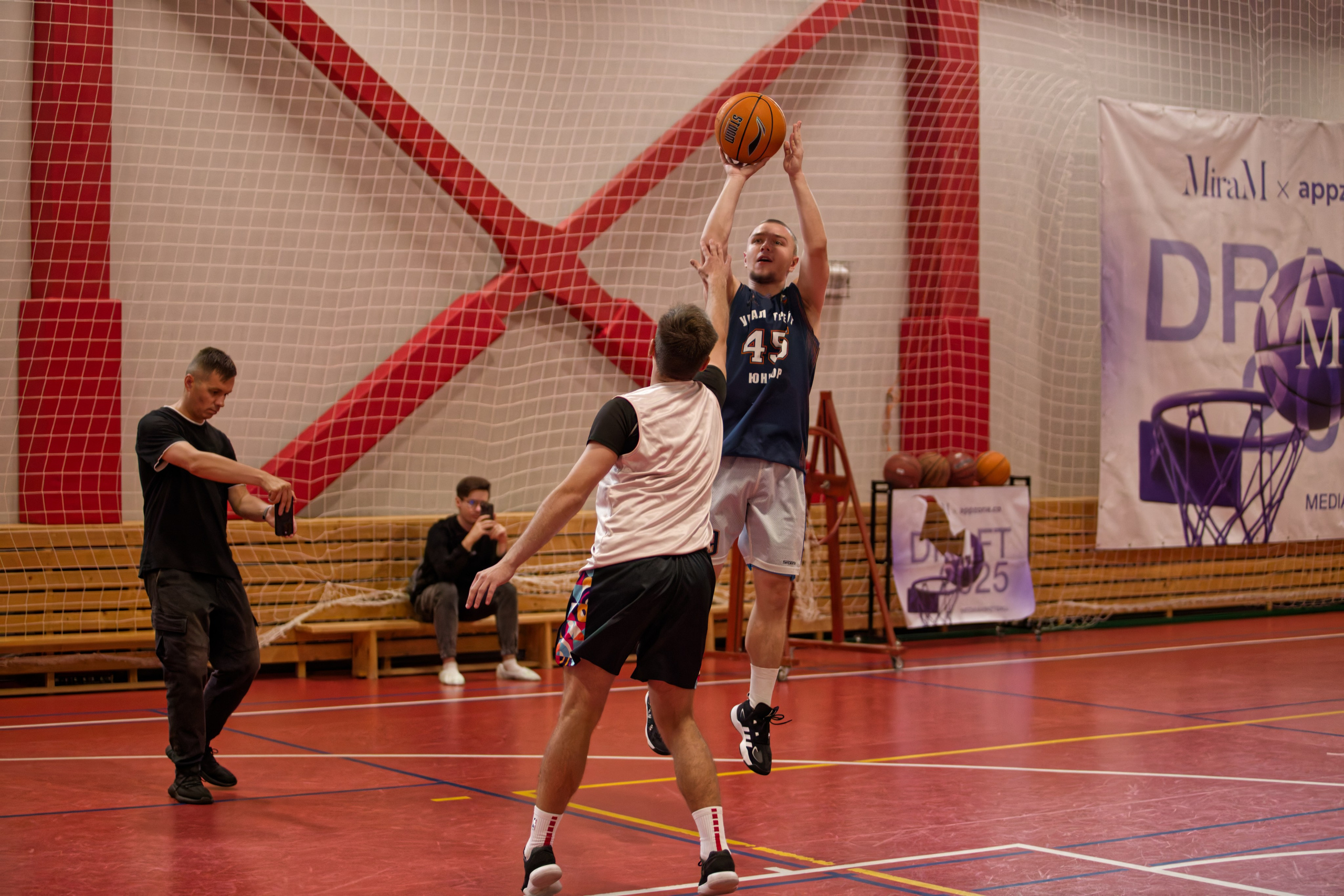 БК MiraM & appzone 16.08.2025. Репортажный и спортивный фотограф в г. Пермь Зильберг Павел