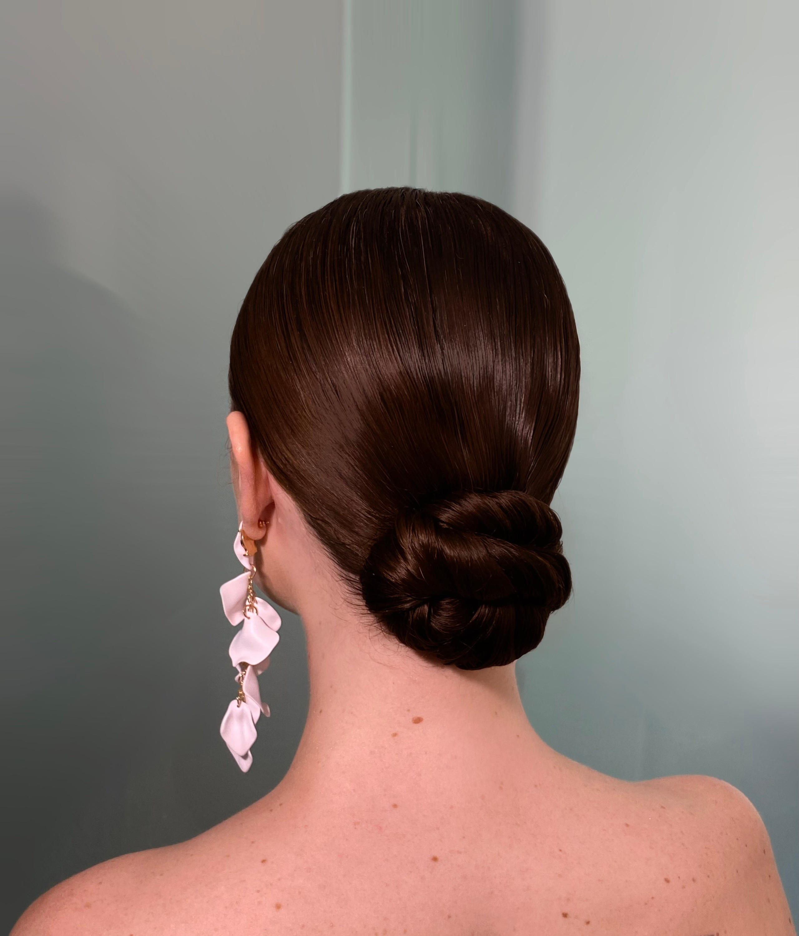 Свадебный образ макияж для невест Москве. СВАДЕБНЫЙ ВИЗАЖИСТ-СТИЛИСТ В МОСКВЕ ПРИЧЕСКИ МАКИЯЖ БРОВИ ВЫЕЗД