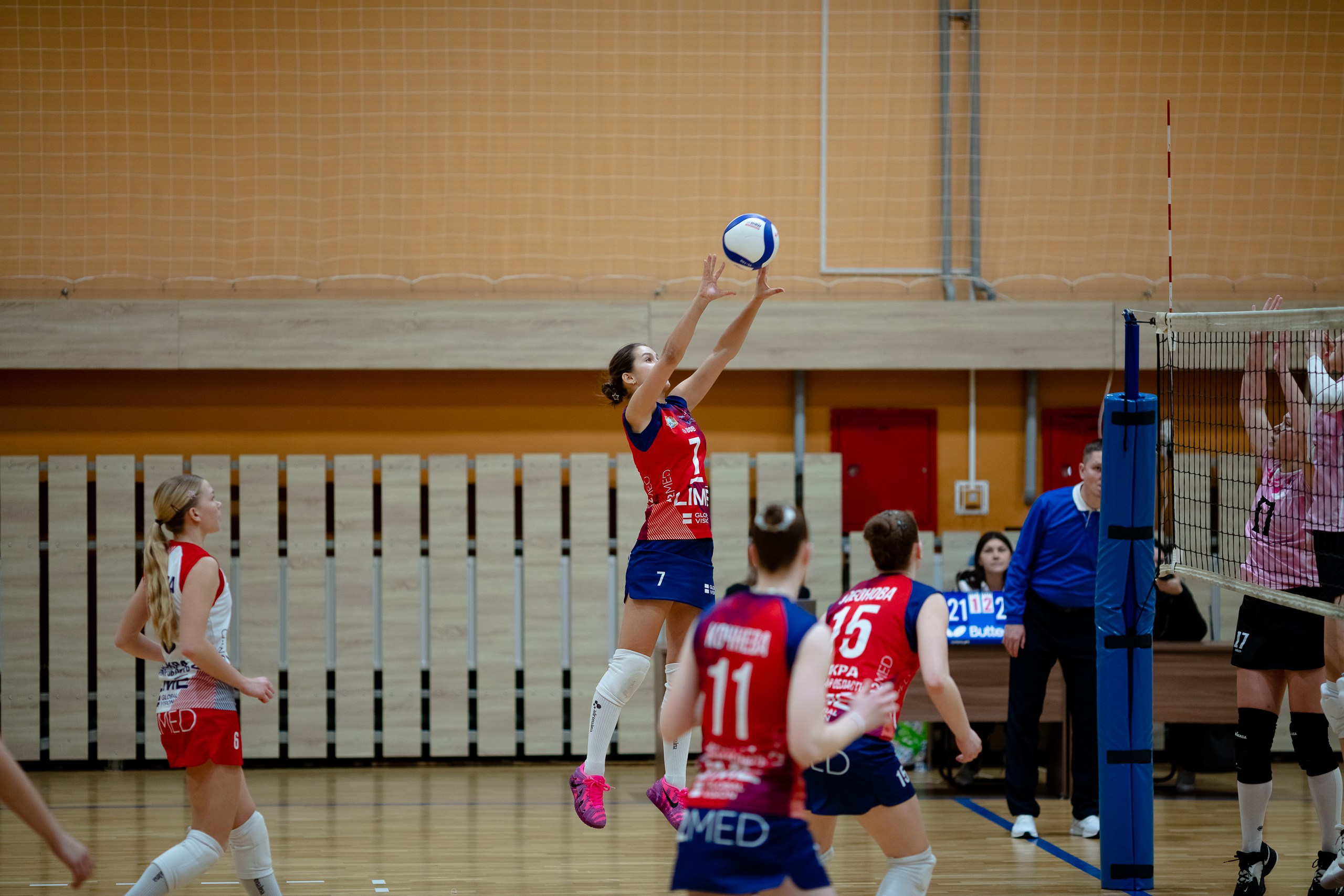 СШ11 — Искра / 2 игра. Фотография