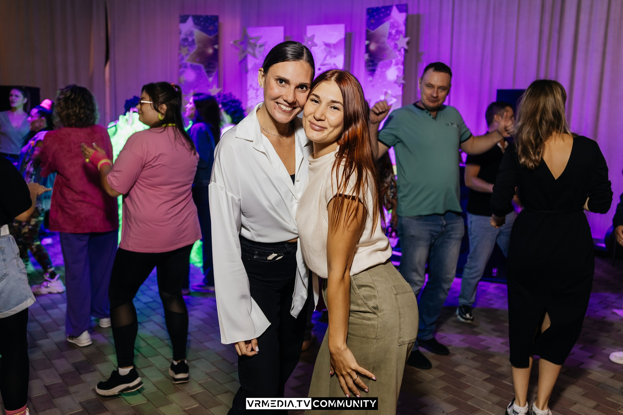 Ресторан «Империя»: Вечеринка 90-х