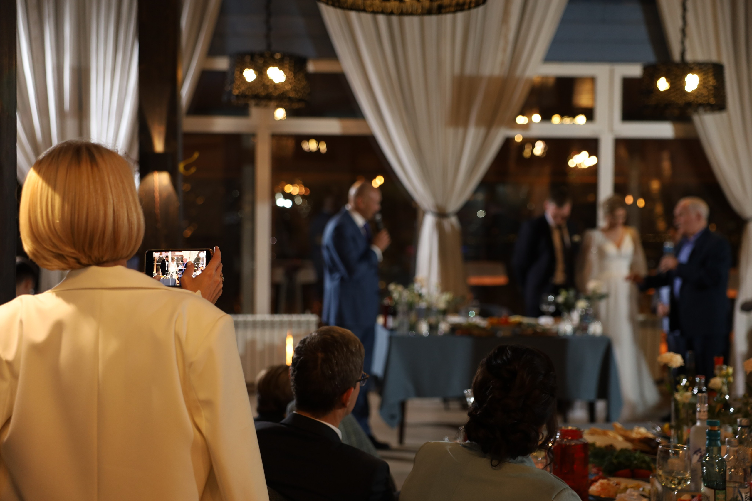 𝒜𝓇𝓉𝑒𝓂 & 𝐿𝓎𝓊𝓈𝓎𝒶 (𝓇𝑒𝓈𝓉𝒶𝓊𝓇𝒶𝓃𝓉). 𝑀𝑜𝓈𝒸𝑜𝓌. Свадебный фотограф в Санкт-Петербурге