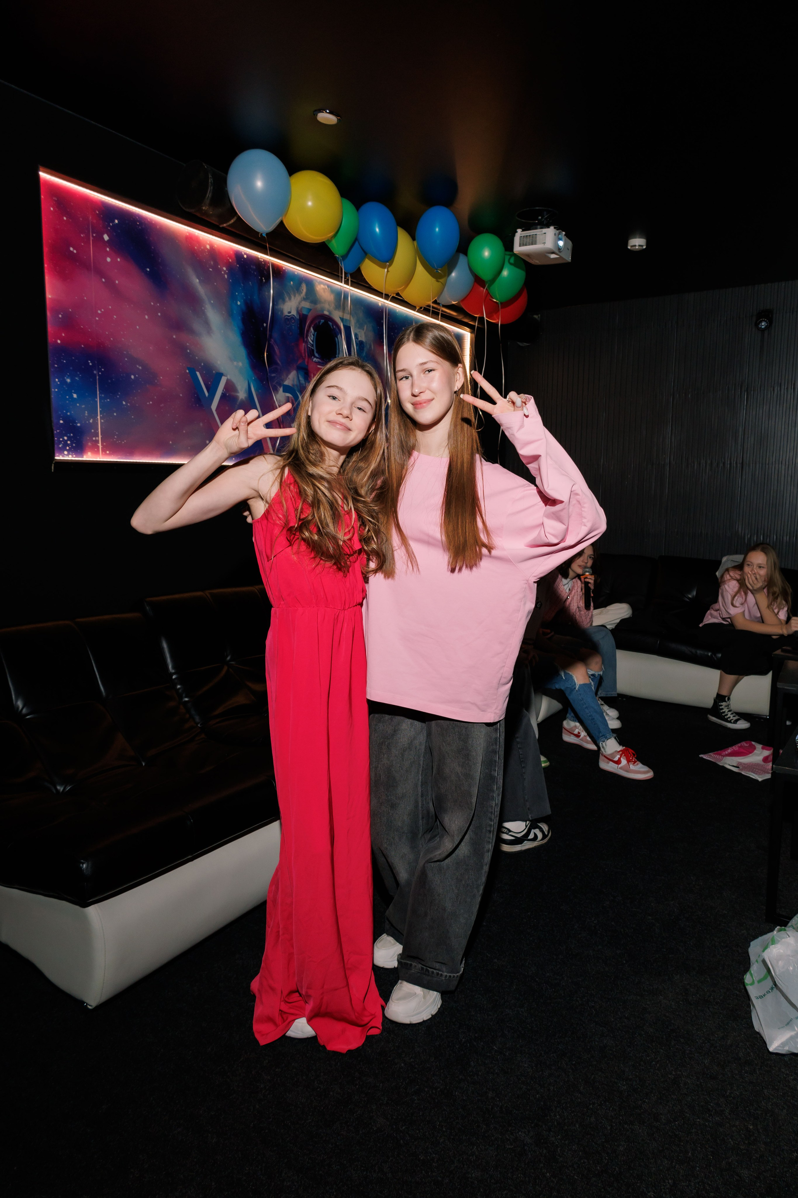 День Рождения в караоке. Фотограф в Москве Дмитрий Емельянов