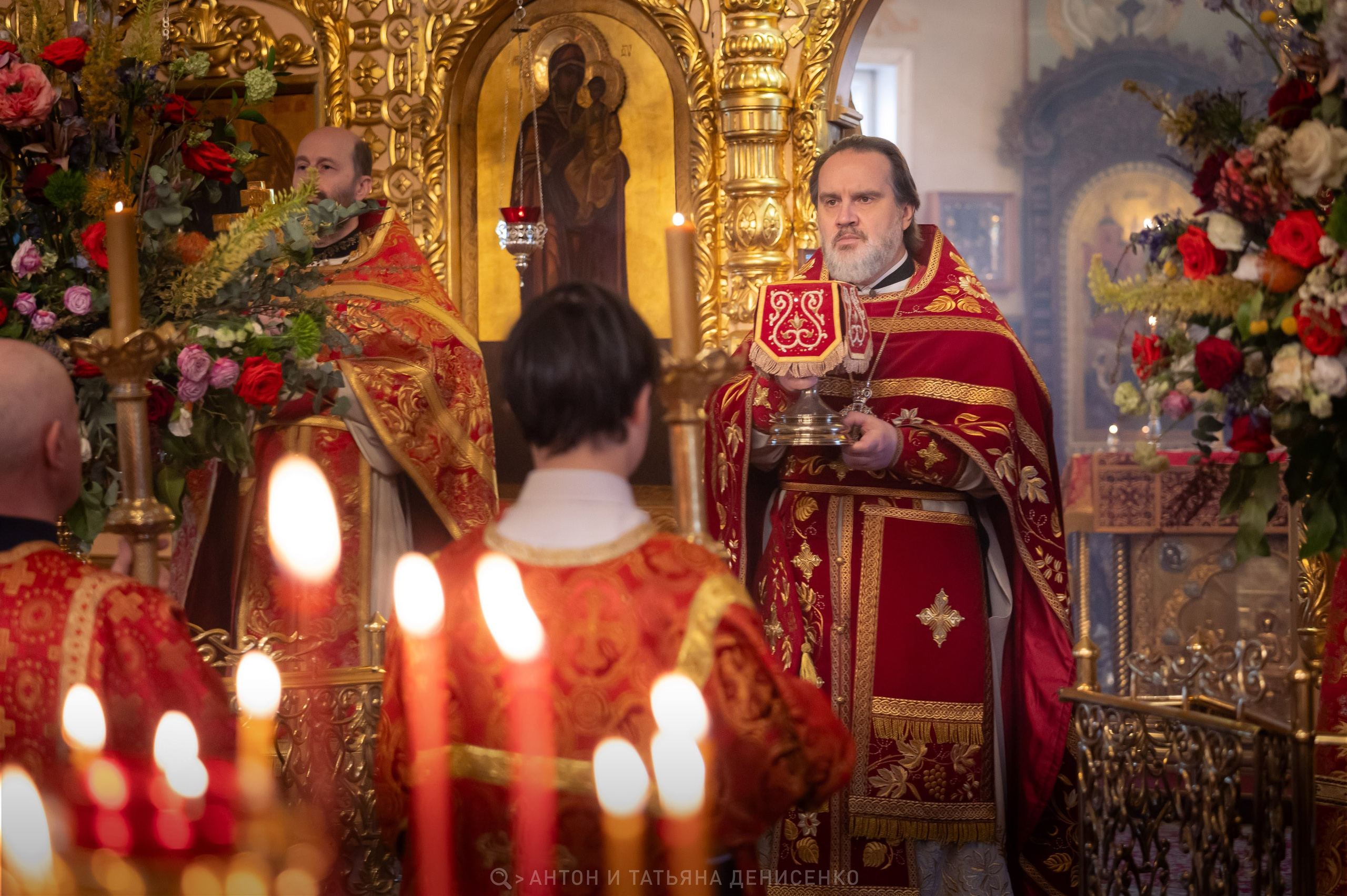 Храм Преображения Господня в Богородском. Антипасха. Антон и Татьяна Денисенко — В храме