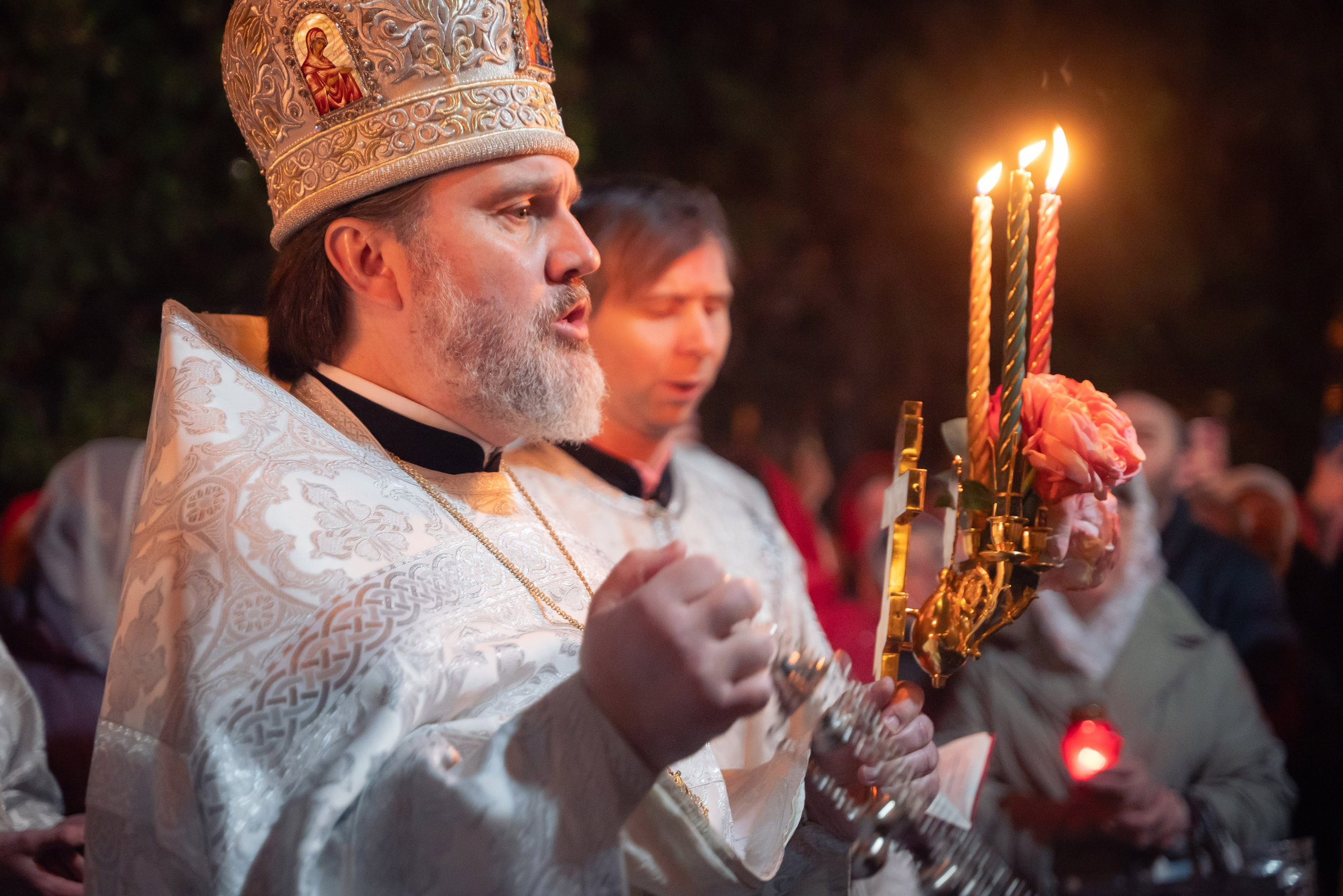 Богородский храм. Пасха. Полунощница, Божественная литургия. Антон и Татьяна Денисенко — В храме