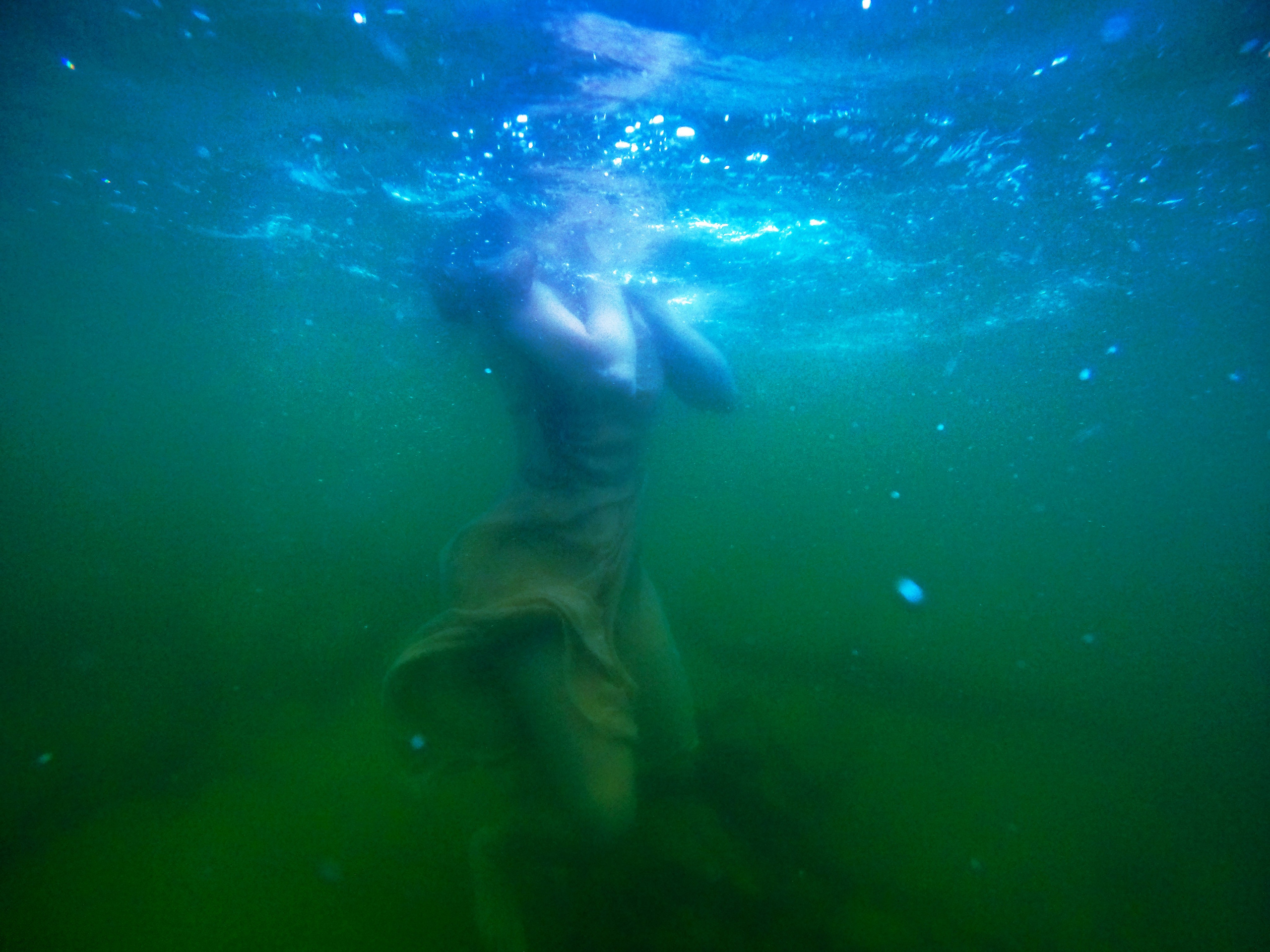 Вода и Оля. Фотограф Коробова Екатерина