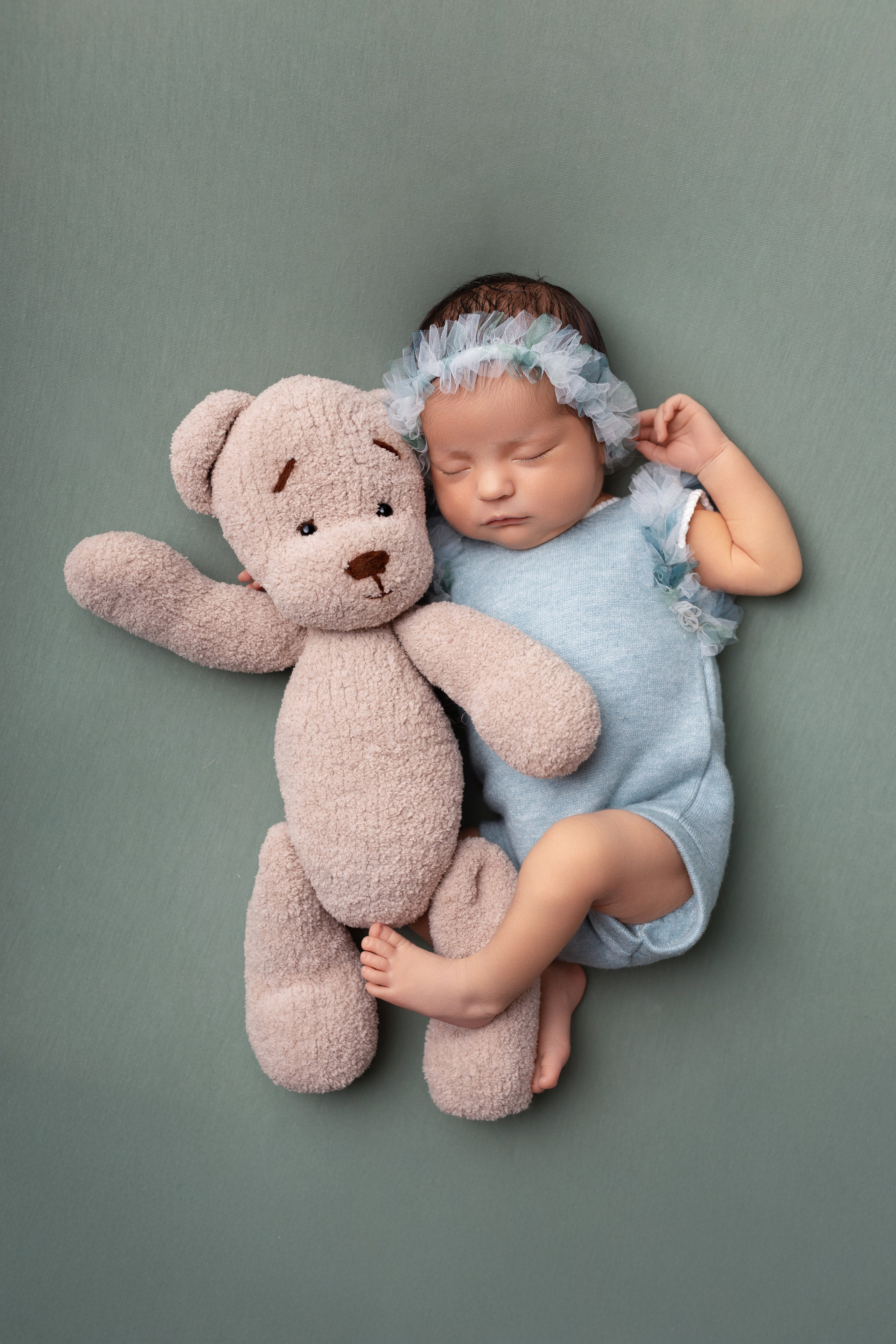 Newborn девочки. Фотограф новорожденных Модяева Ирина