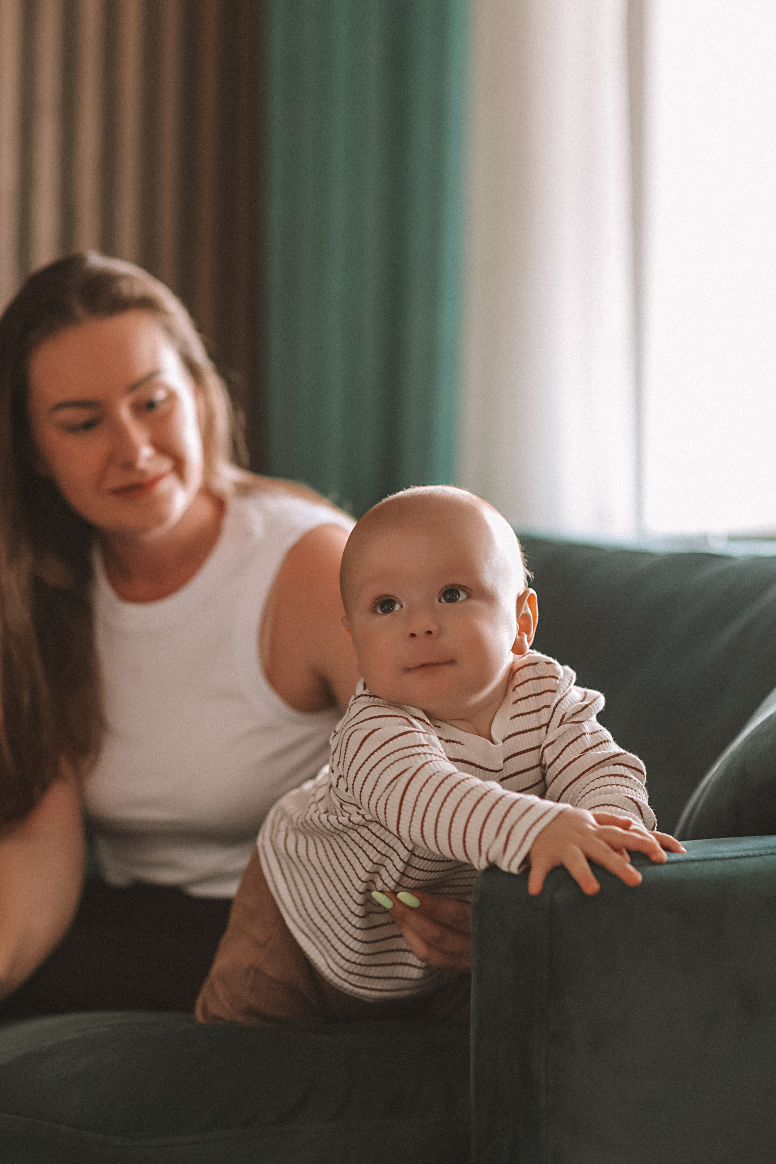 Мише 8 месяцев. Семейный фотограф Тюмень, фотограф на роды Салмина Мария