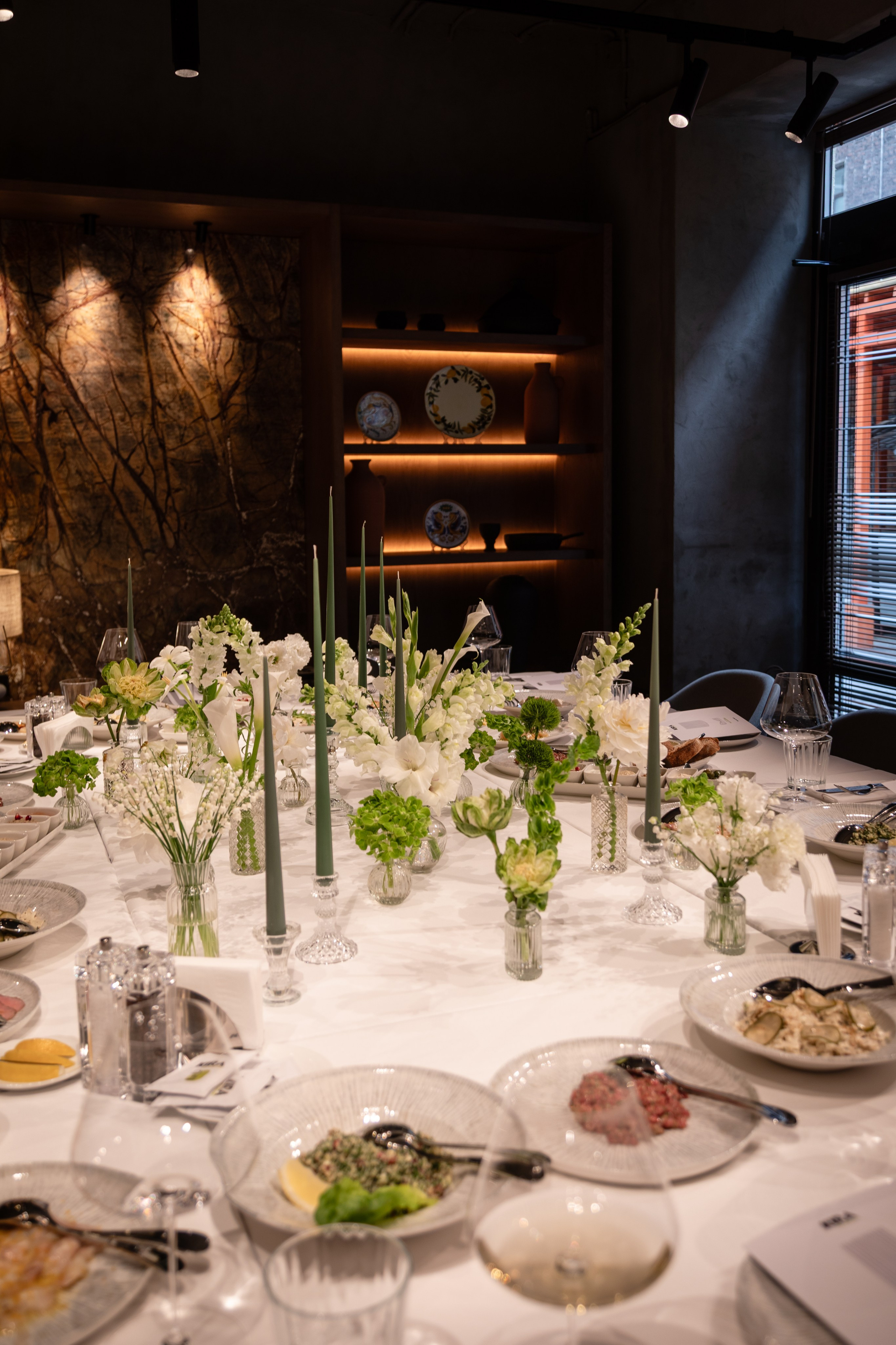 KIRA restaurant. Главная