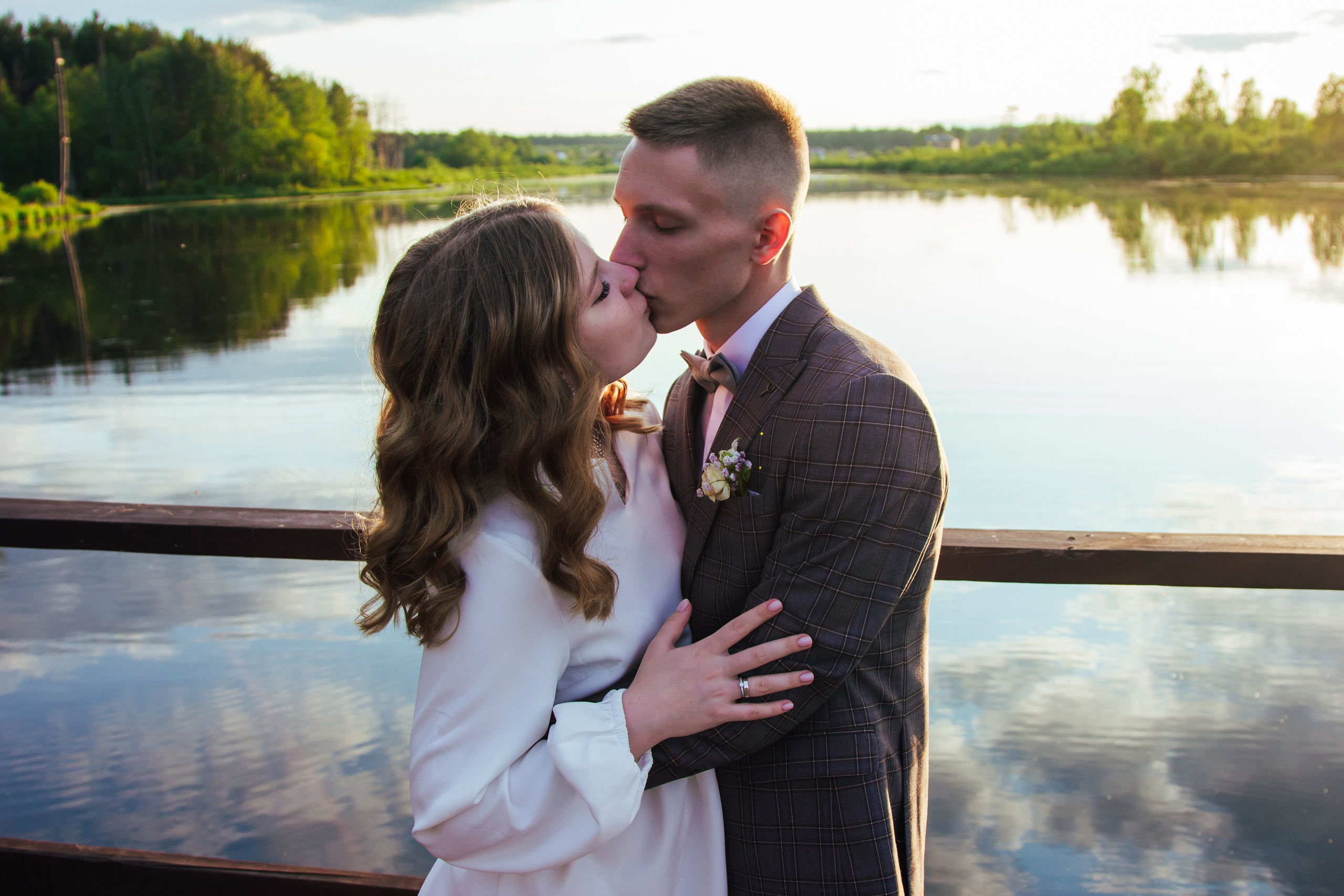 Солнечный. Свадебный фотограф в Екатеринбурге Полевской Соликамск