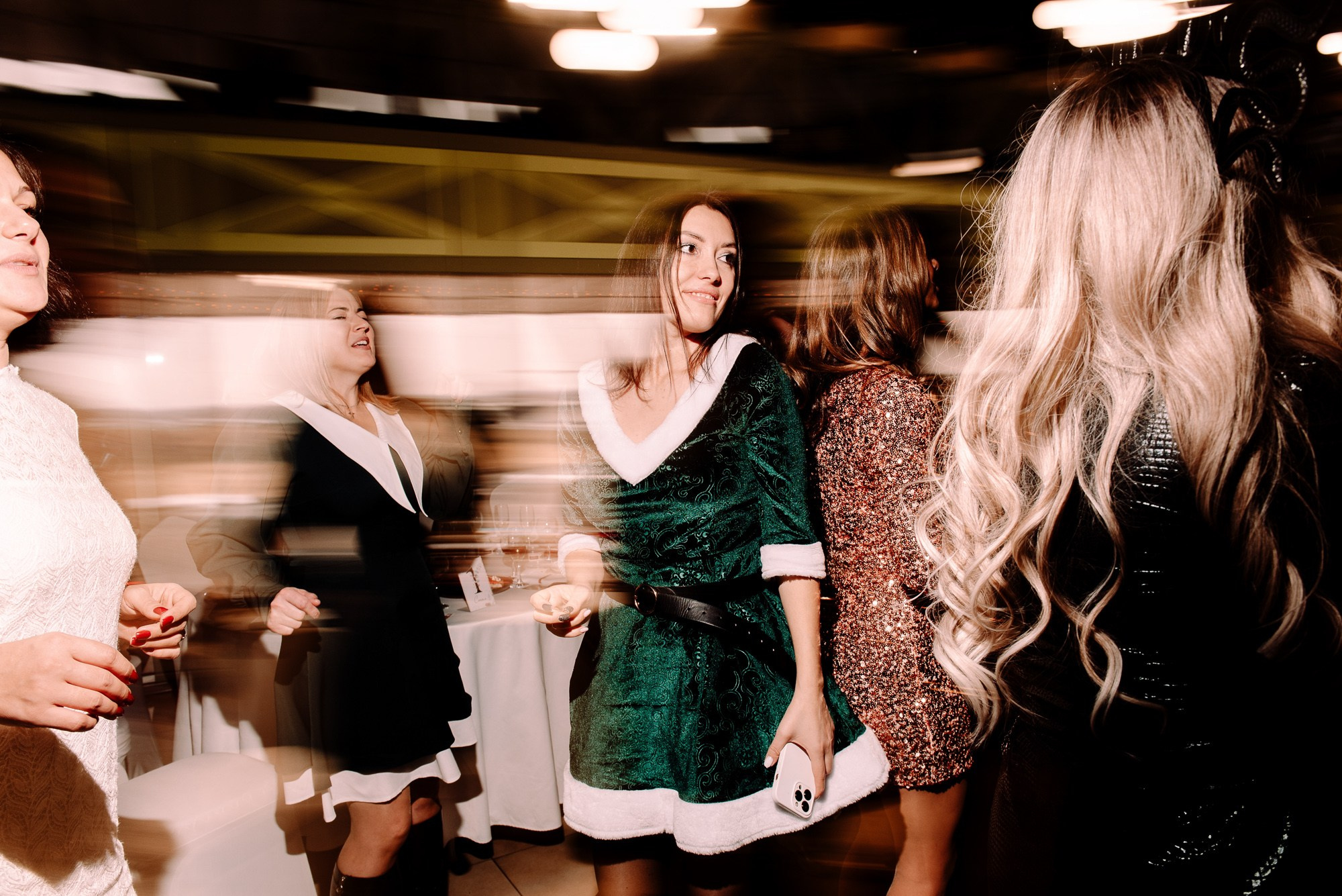 Новогодний завтрак в платьях. Семейный и свадебный фотограф в Рязани Лиза Голованова