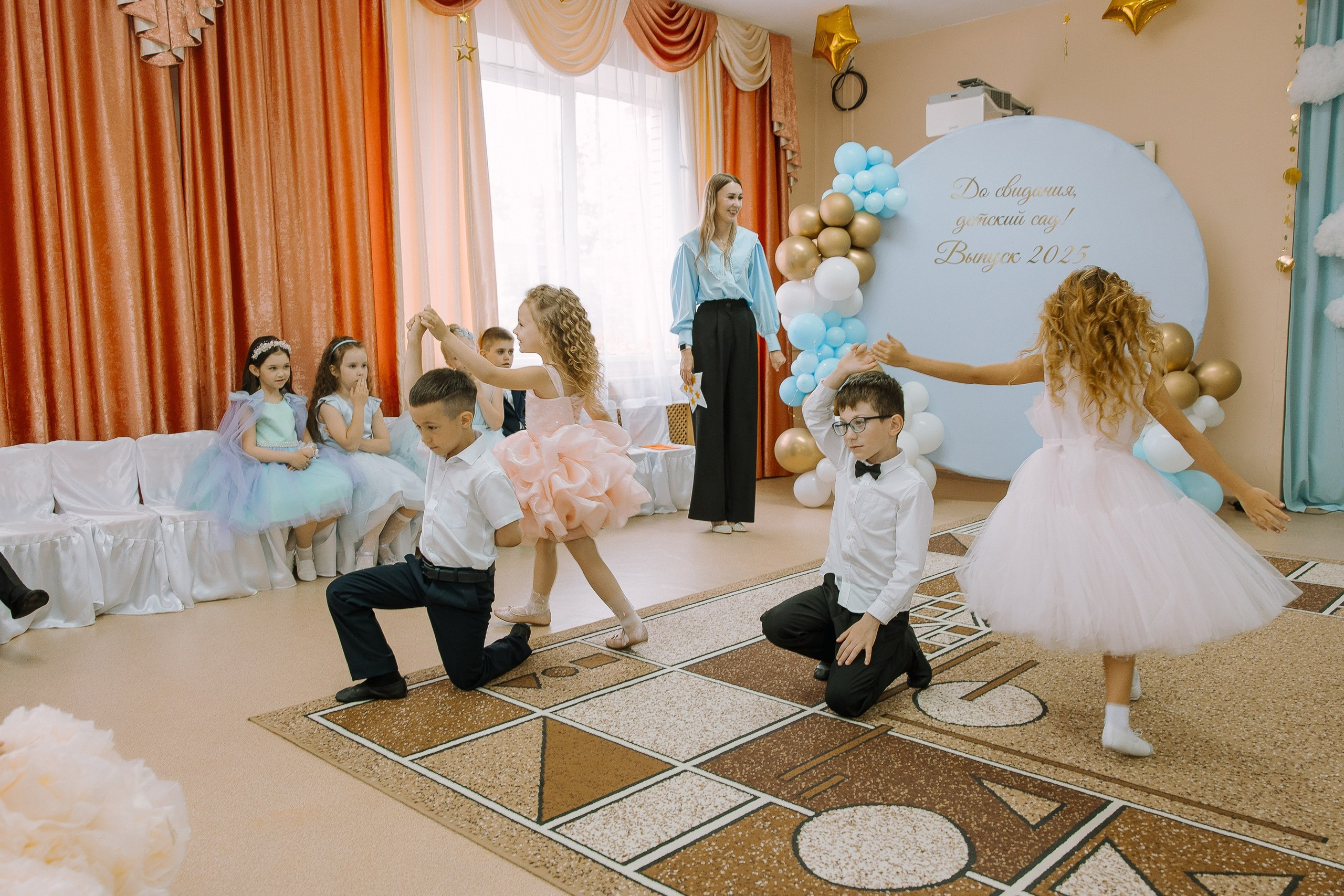 Выпускной в ДС -29. Выпускные альбомы Натальи Бутко: Новороссийск, Анапа, Геленджик