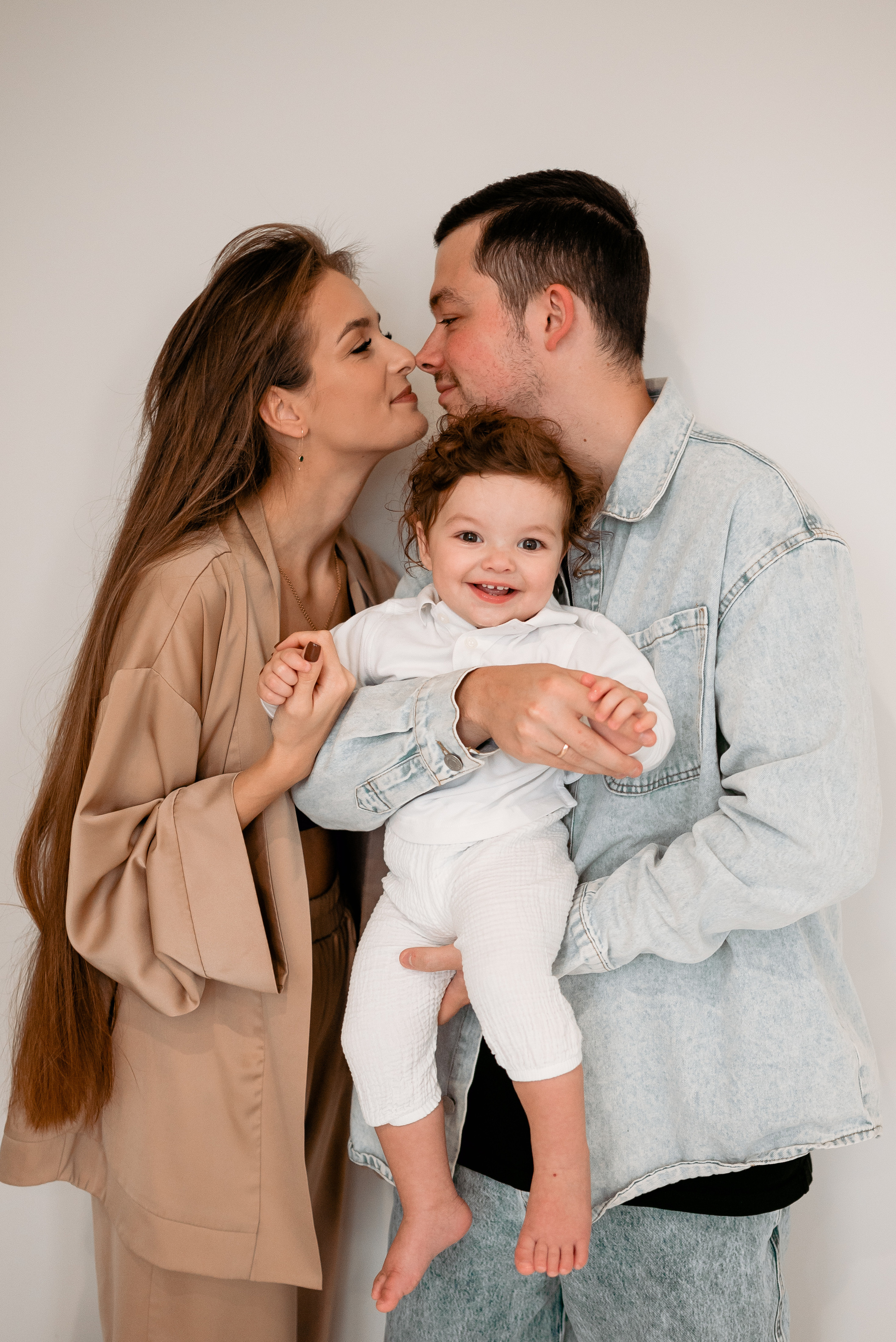 Семейная фотография. Фотограф новорожденных в Иваново Виктория Судницына