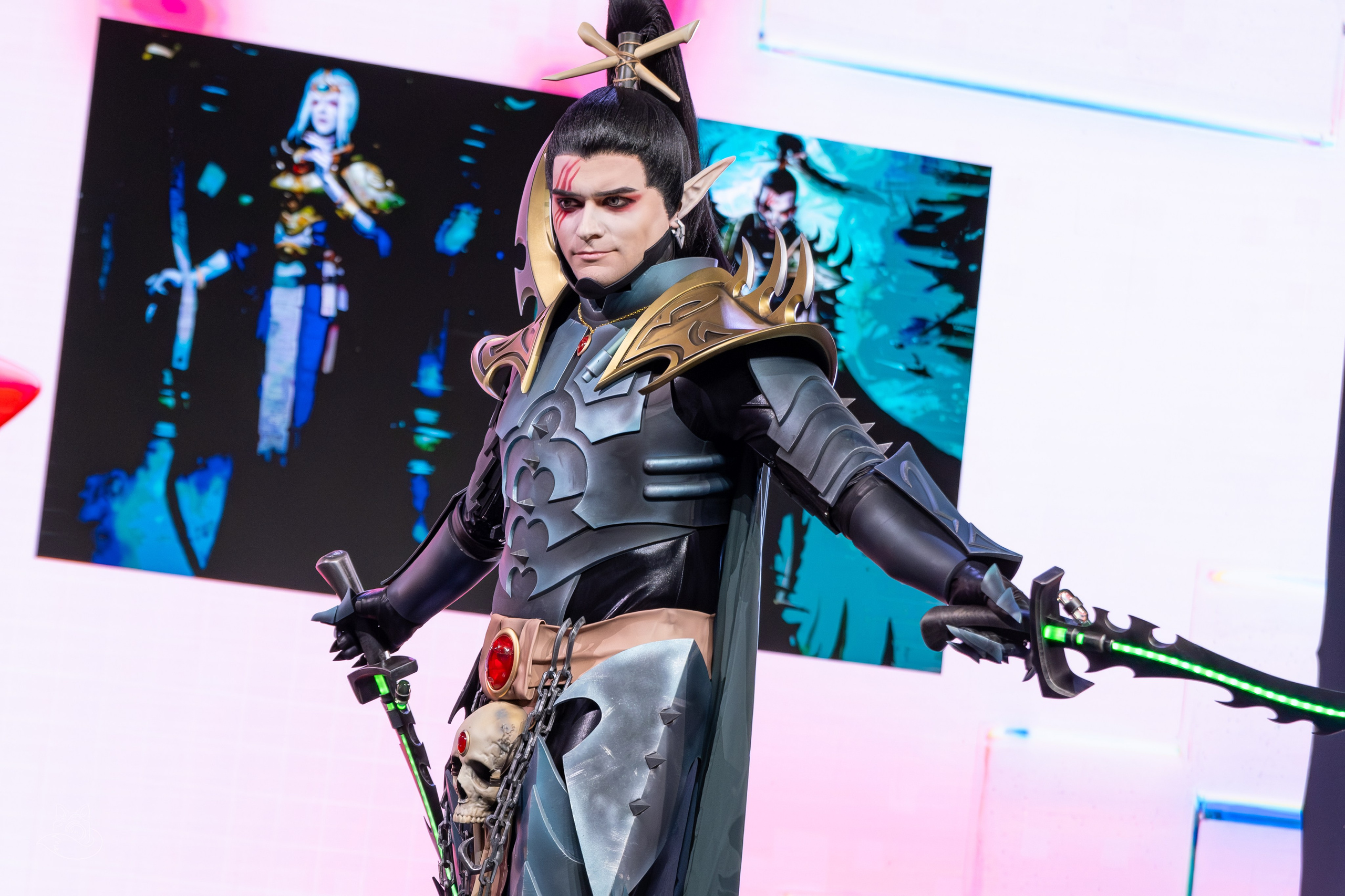 Сцена РЭД ЭКСПО 2024. Косплей фотограф