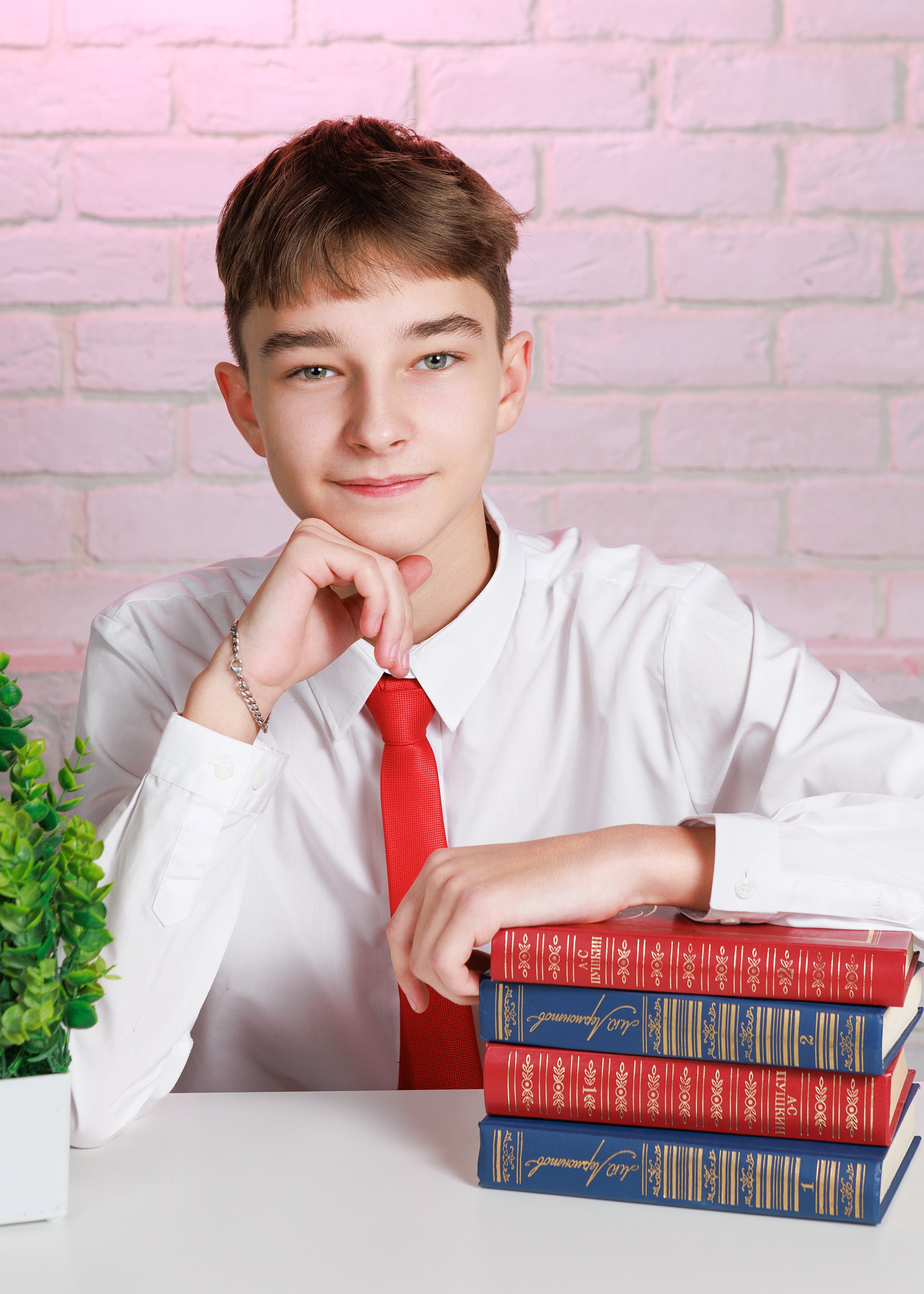 Школа 9 — 11 классы. Выпускные альбомы для школ и детских садов