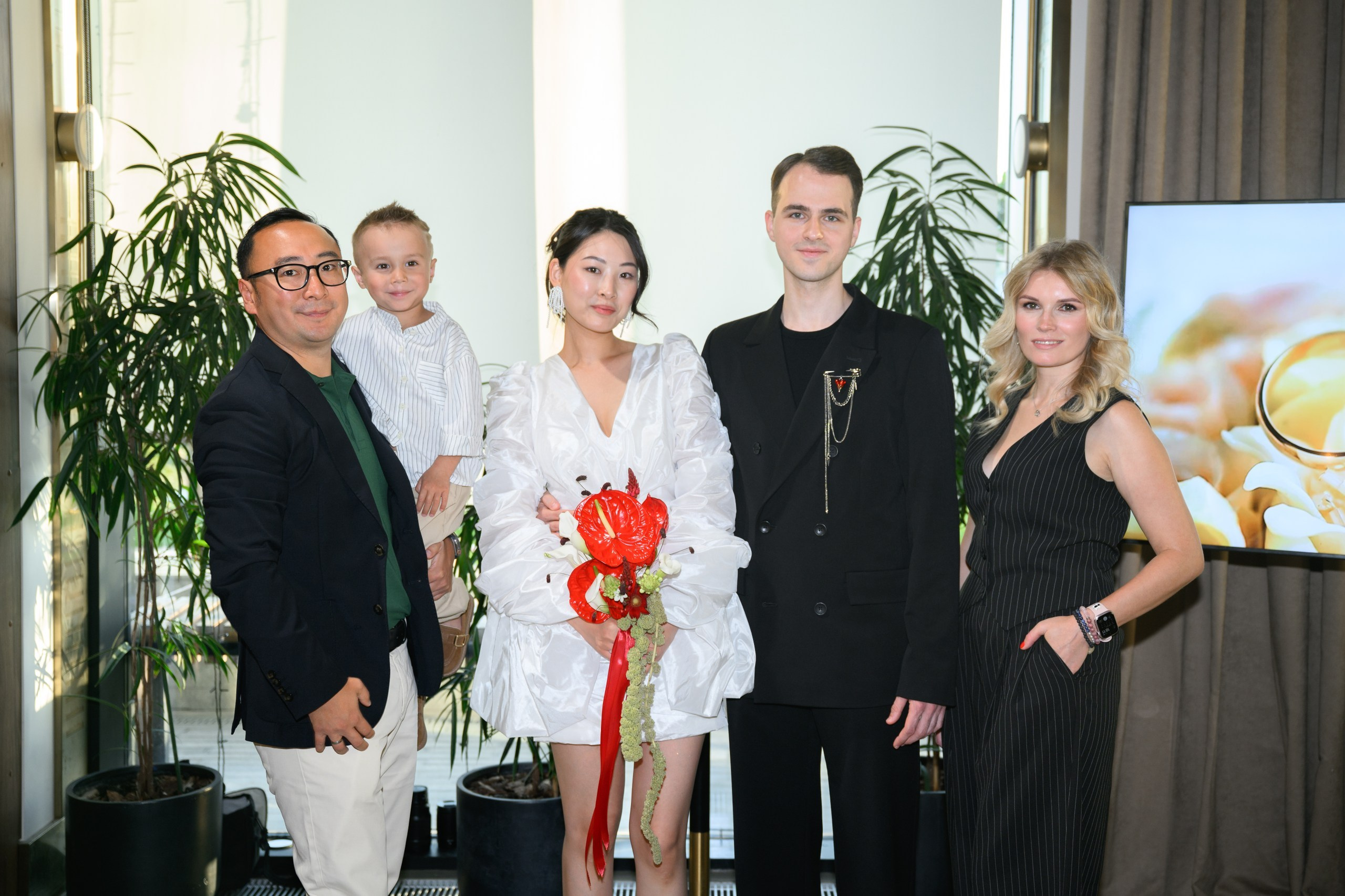 Свадьба Кати и Димы с регистрацией брака в Усадьбе Муравьевых-Апостолов, утро в отеле Twelve reasons Москва. Semerlina.ru