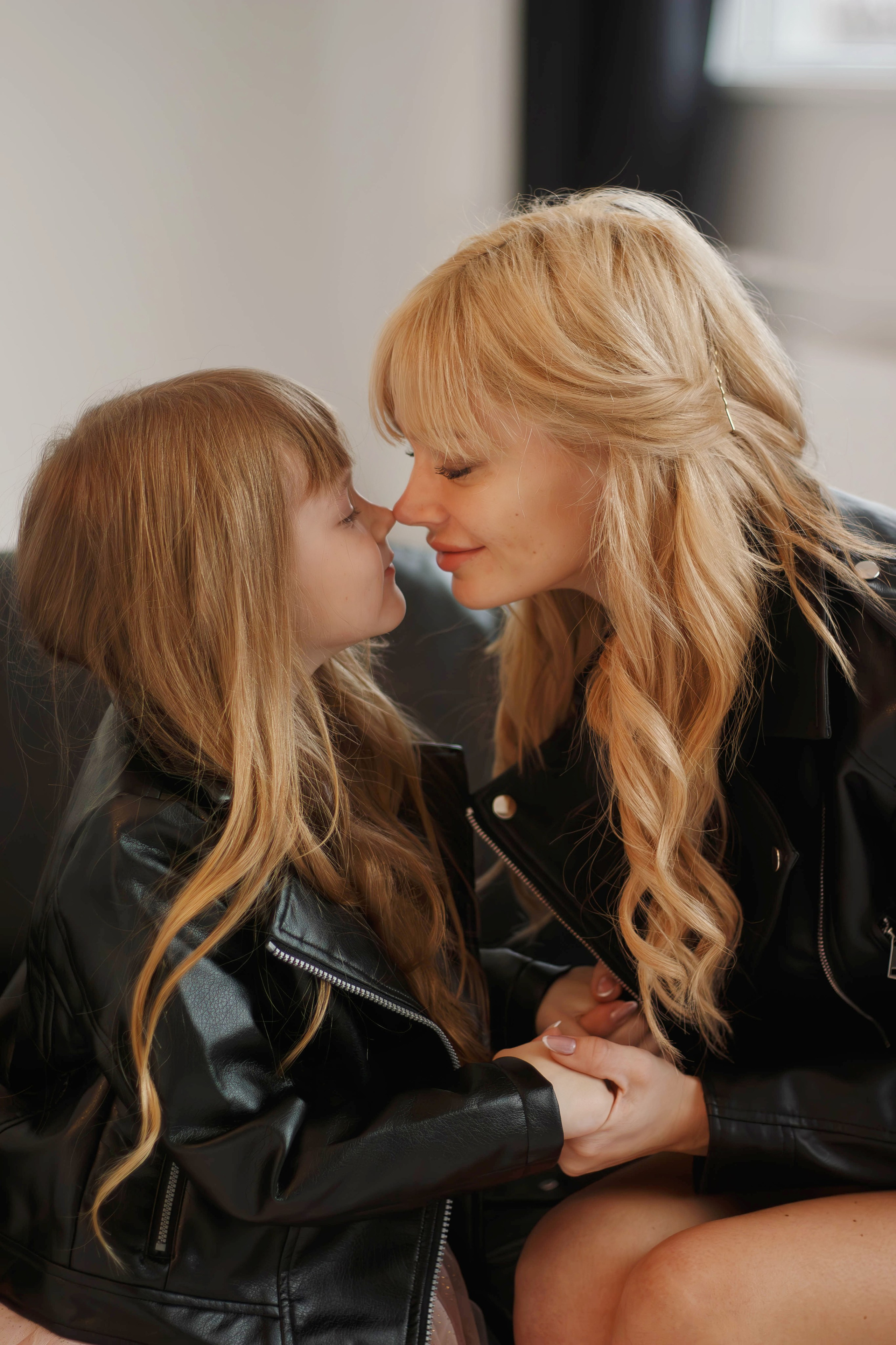 EVIJA&MILANA. Бережно сохраняю ваши чувства и истории на своих фотографиях