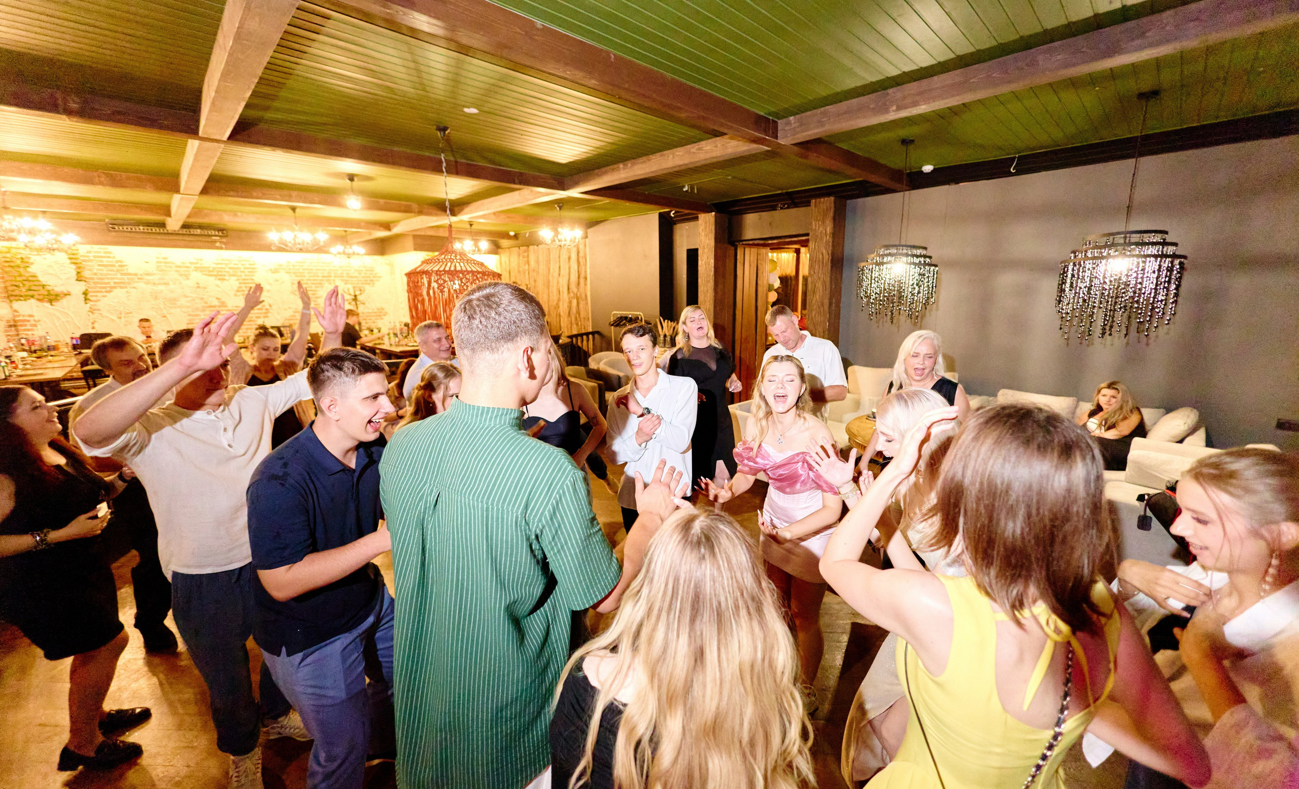 Выпускной 35 Сош. Фотограф Выпускные альбомы Таганрог Сергей Коробченко