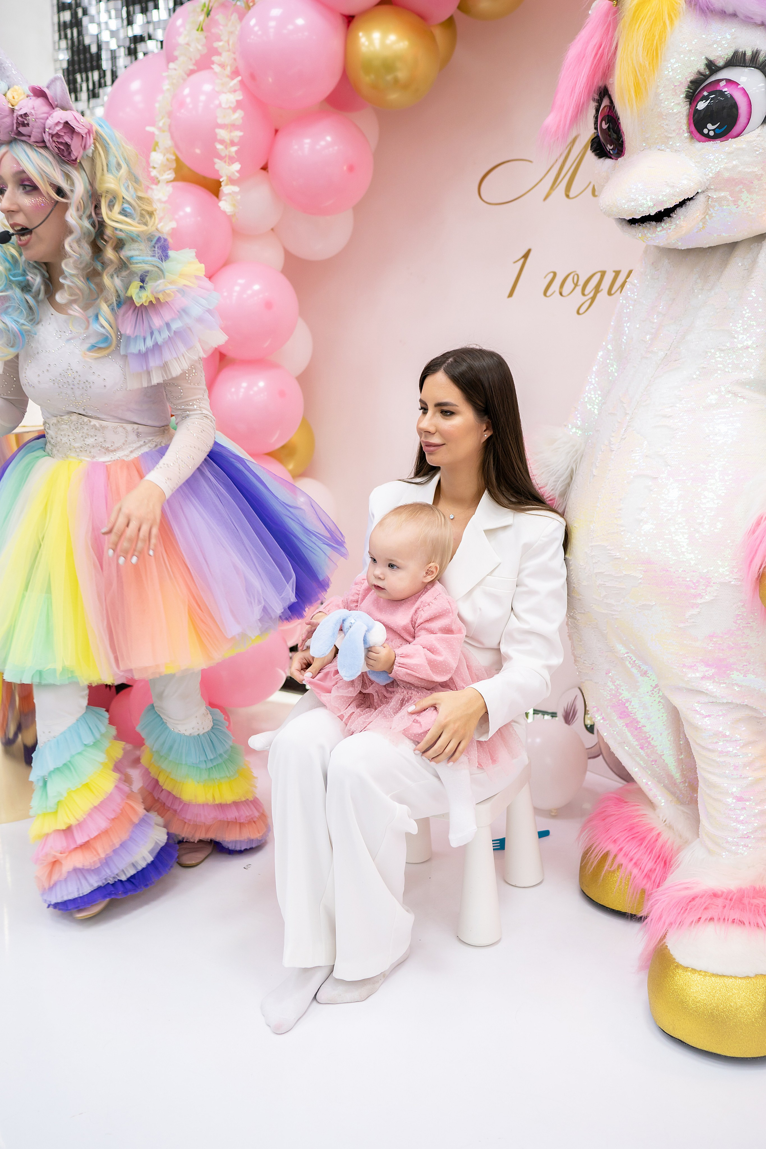 Годик Марии. Фотограф на Крещение и Венчание в Красноярске Рамазанова Юлия