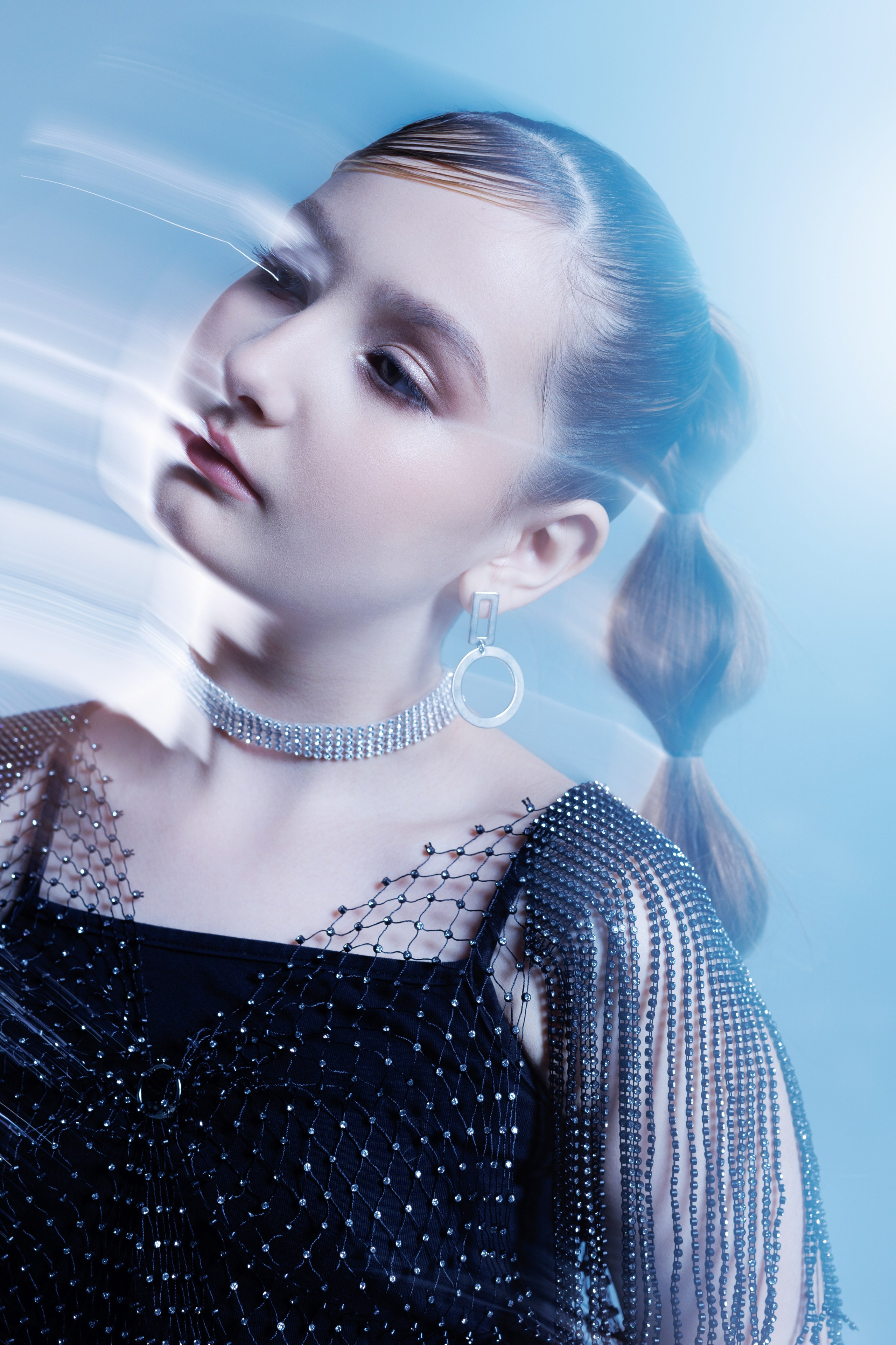 Съемка с цветами для модельного агентства. Анна Демидец — фотограф и маркетолог в Новошахтинске, Шахтах и Ростове-на-Дону