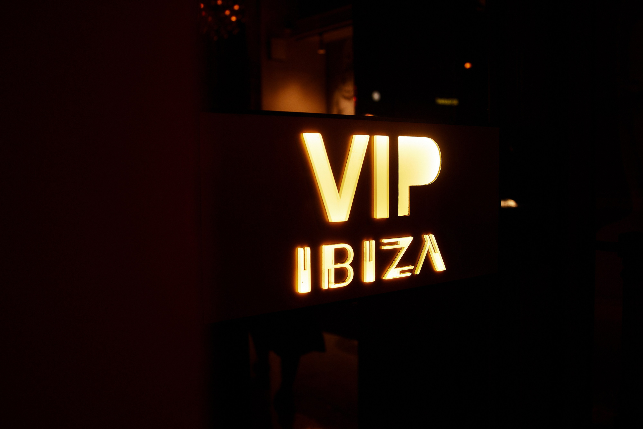 Tatyana Bulanova // Ibiza. Reportage photographer Vlad Shishkin