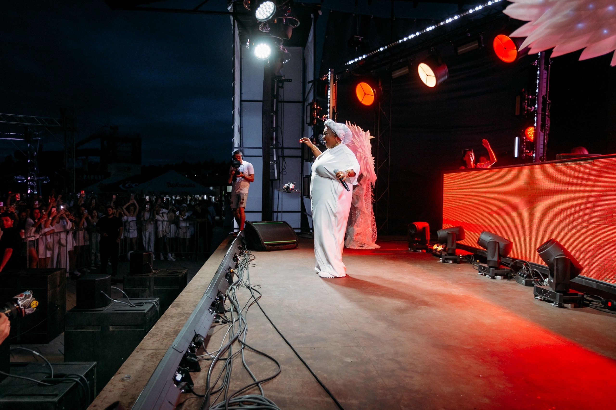 White Party @ Бархат парк. Репортажный фотограф Максим Полянский. Москва, Санкт-Петербург, Красноярск