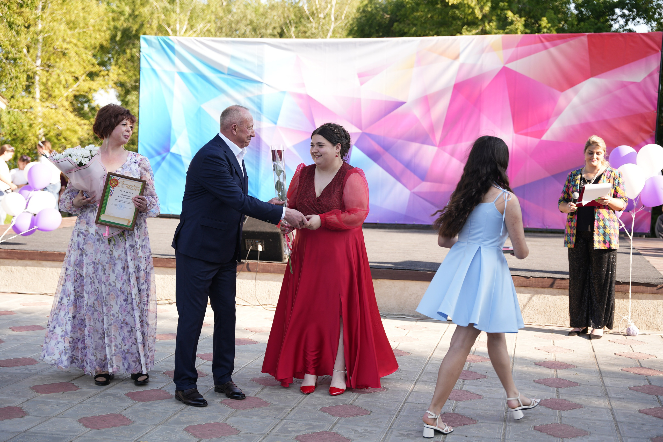 Выпускной в парке. Ольга Плаксина фотограф в Саратове