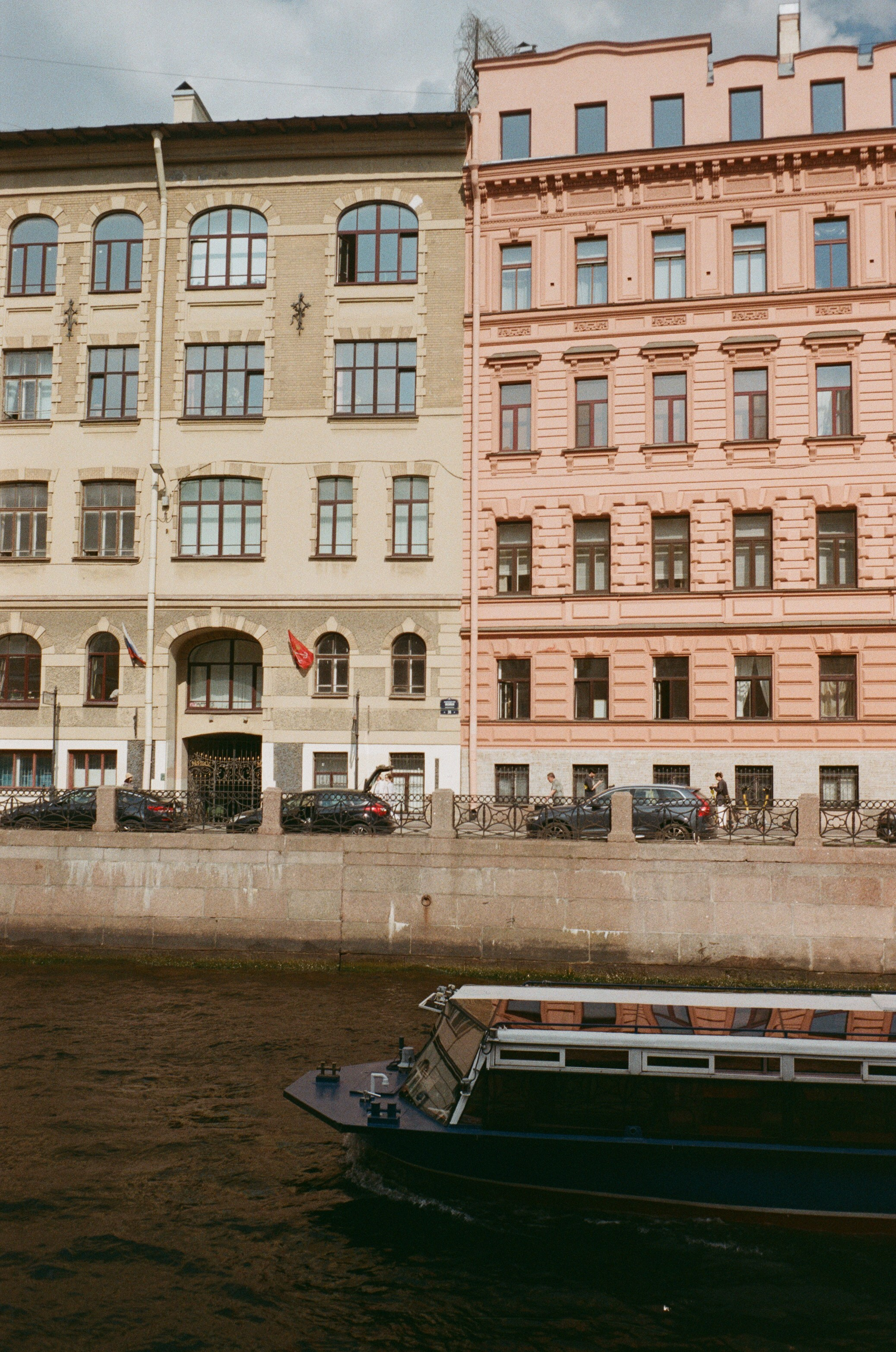 Прогулка по Питеру после отраслевой конференции / Minox 35GT