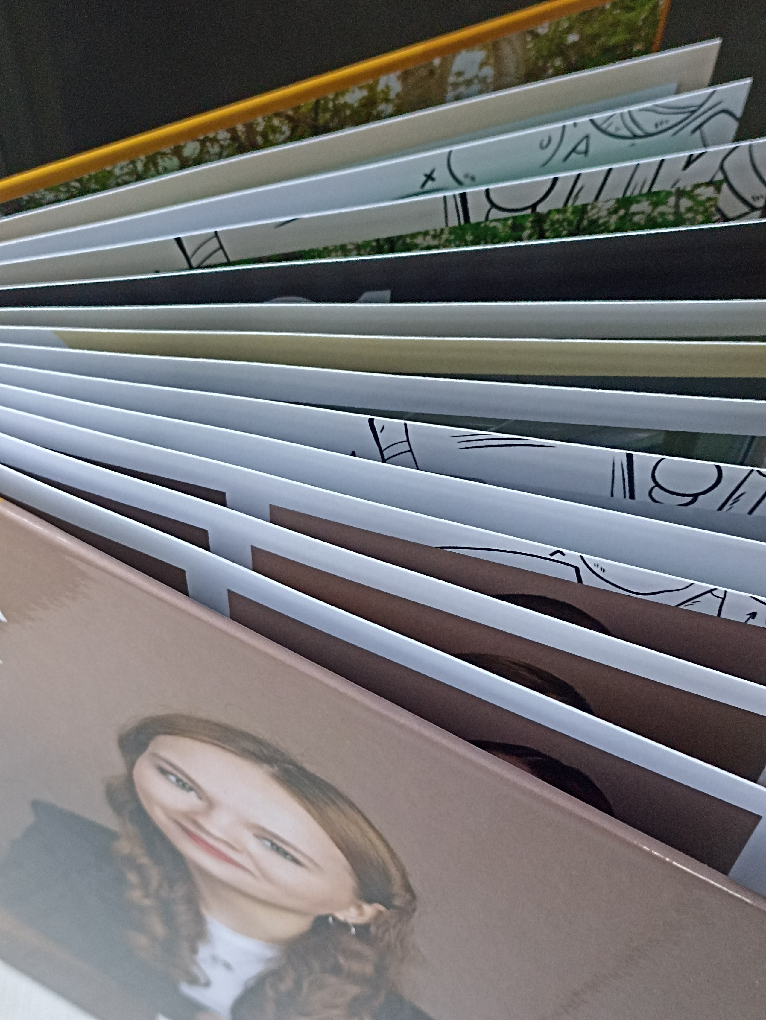 12 разворотов 3500. Выпускные альбомы Майкоп, Краснодар Елена Золотарева