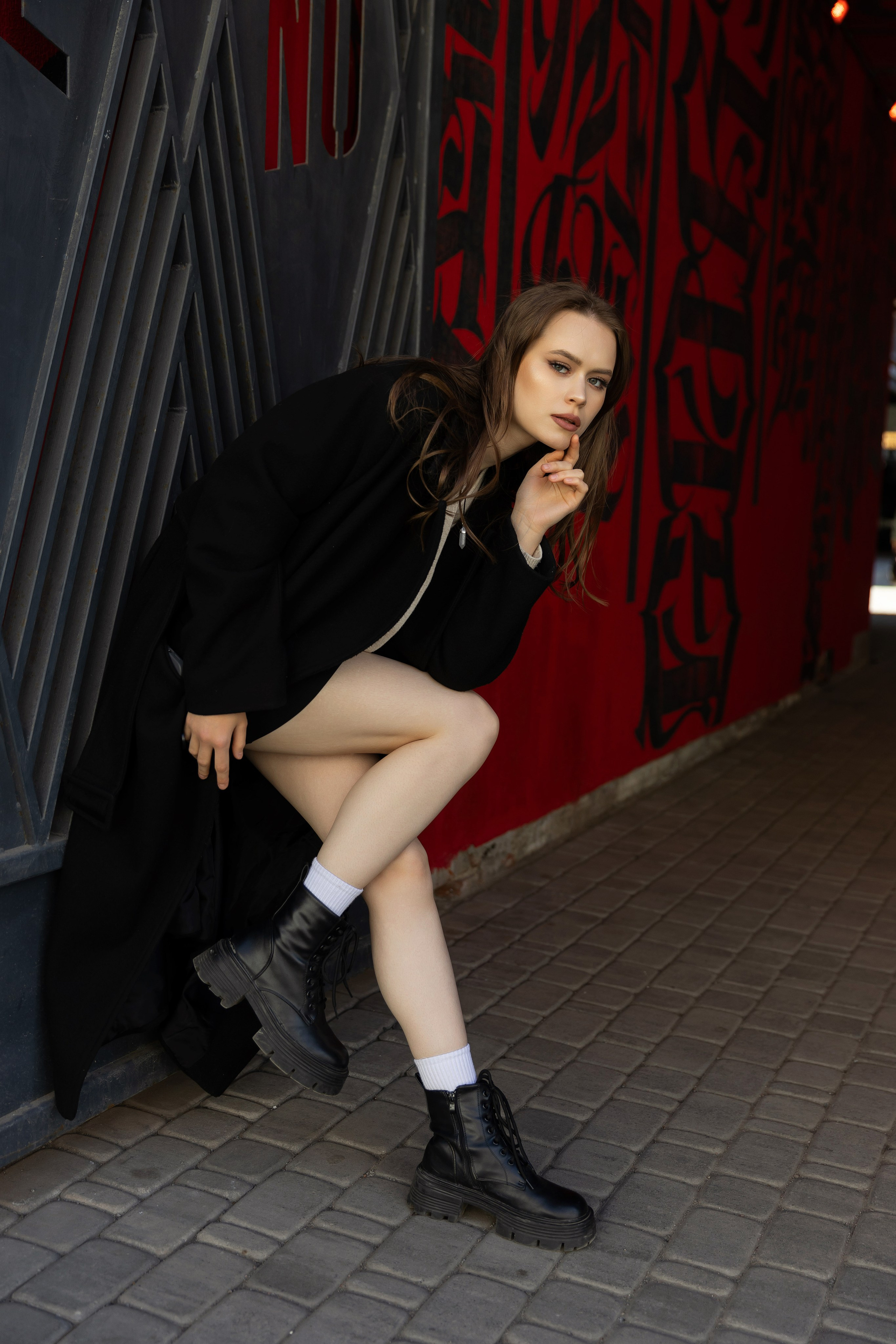 Фотосъемка девушки в пространстве Seno. Свадебный и портретный фотограф в Санкт-Петербурге Надежда Чечулина