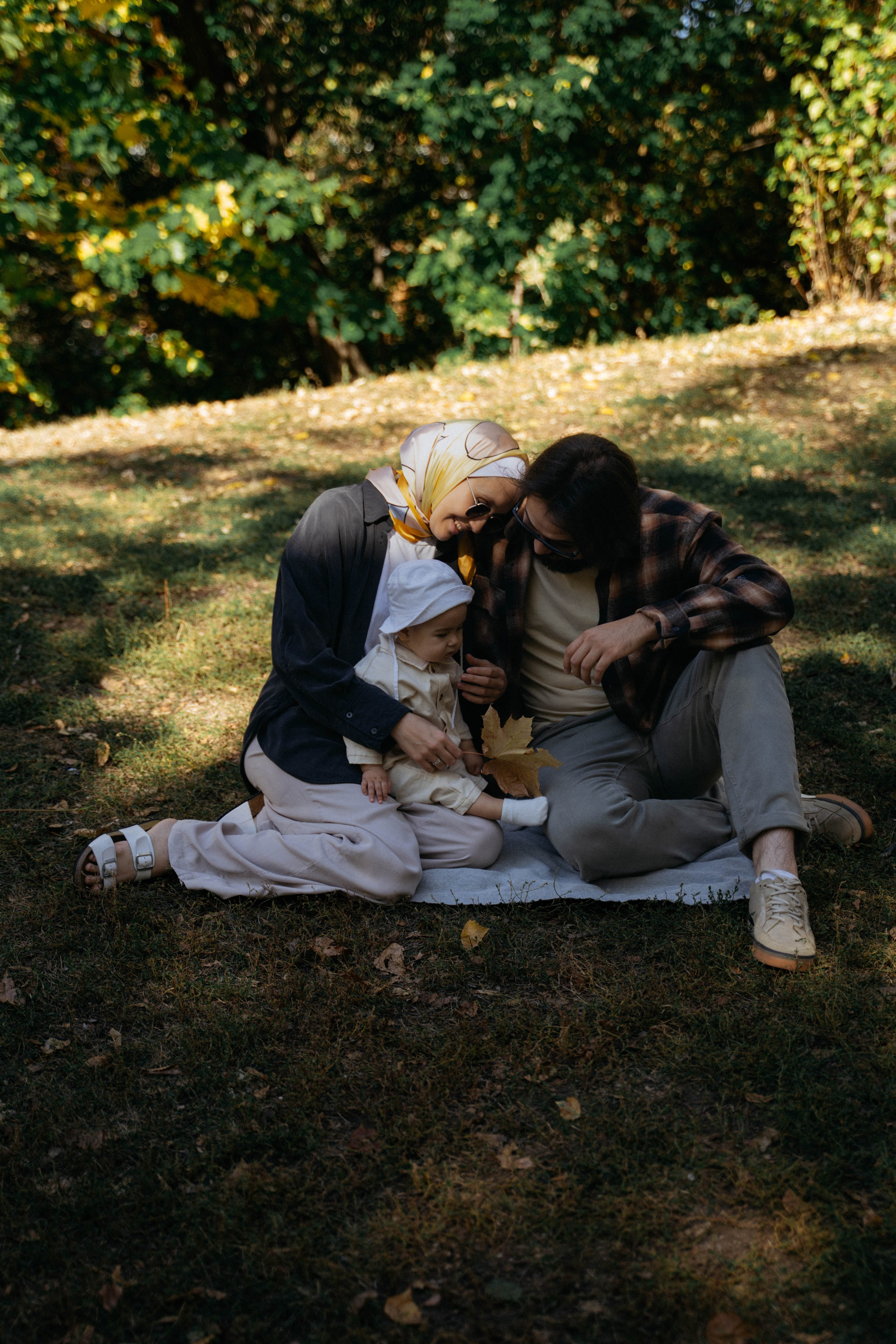 Трое в парке