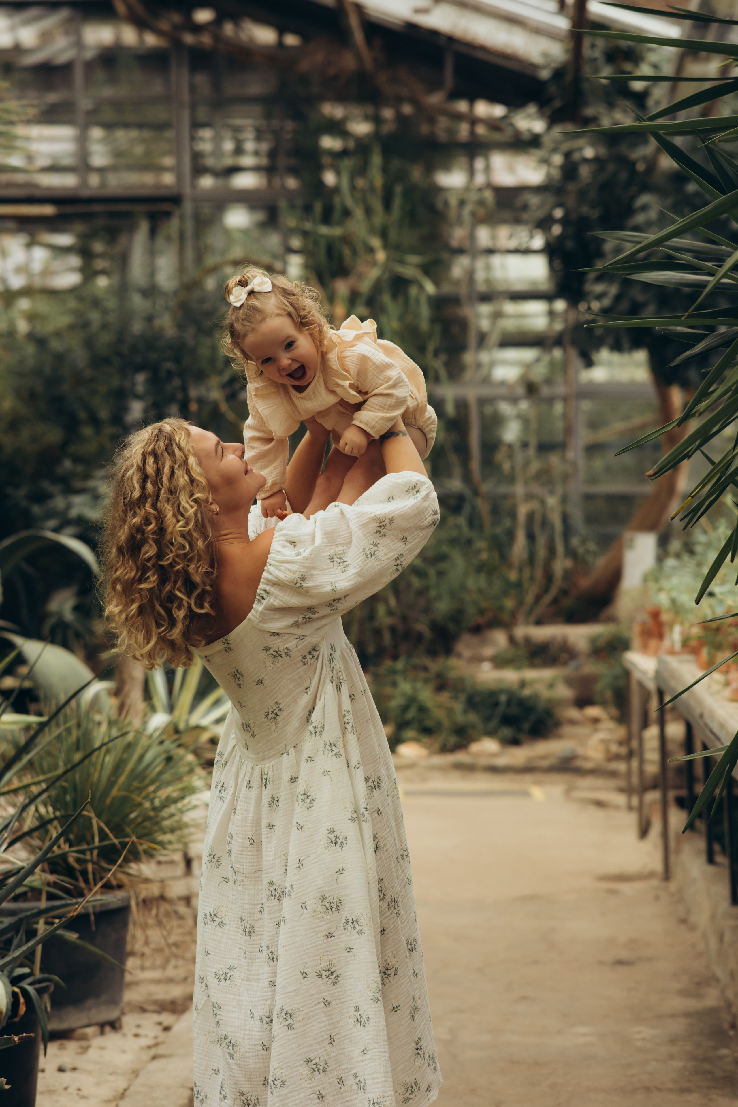 В оранжерее. Семейный фотограф Москва Юлиана Фетисова