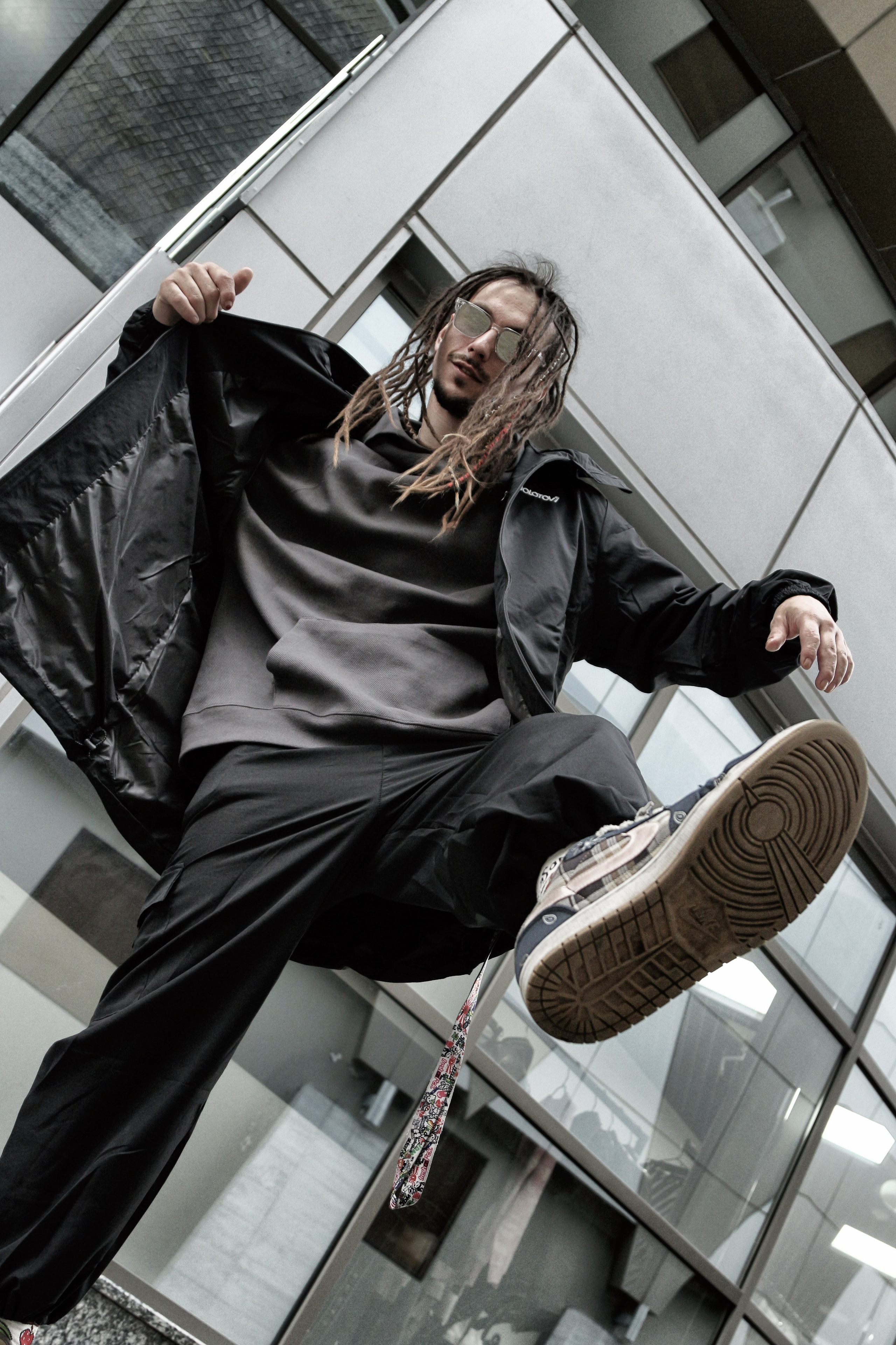 Одежда 1. Алиса Томшина — Фотограф / Видеограф