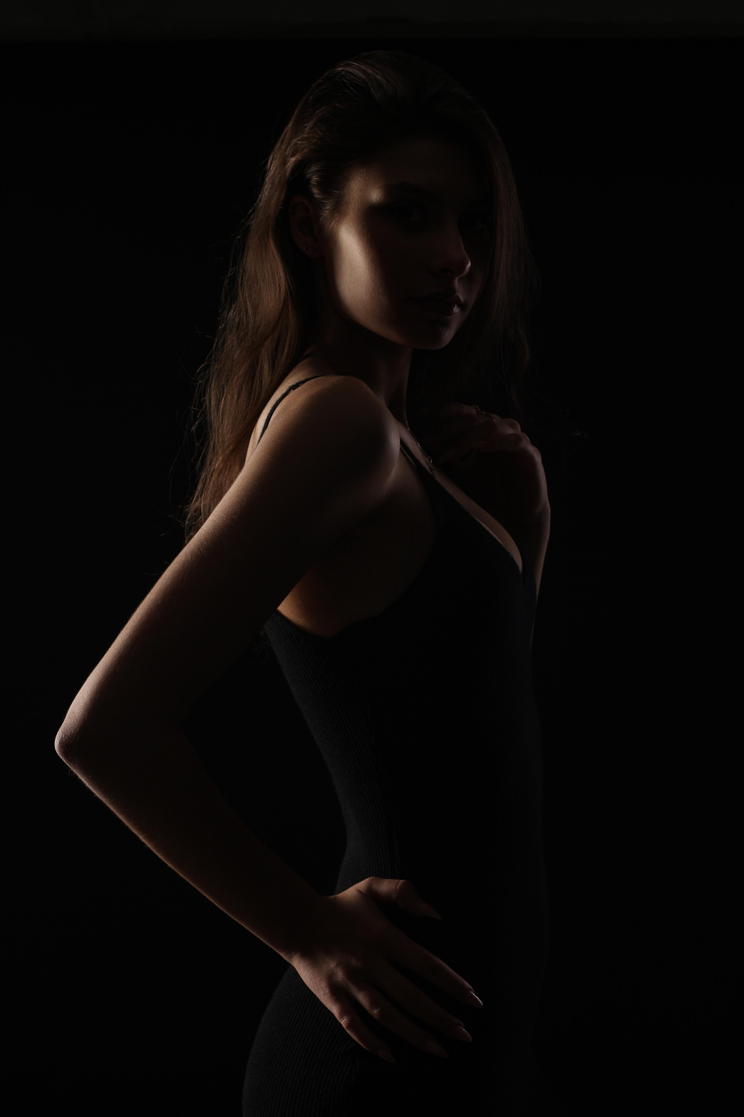 Контур тела. Алиса Томшина — Фотограф / Видеограф